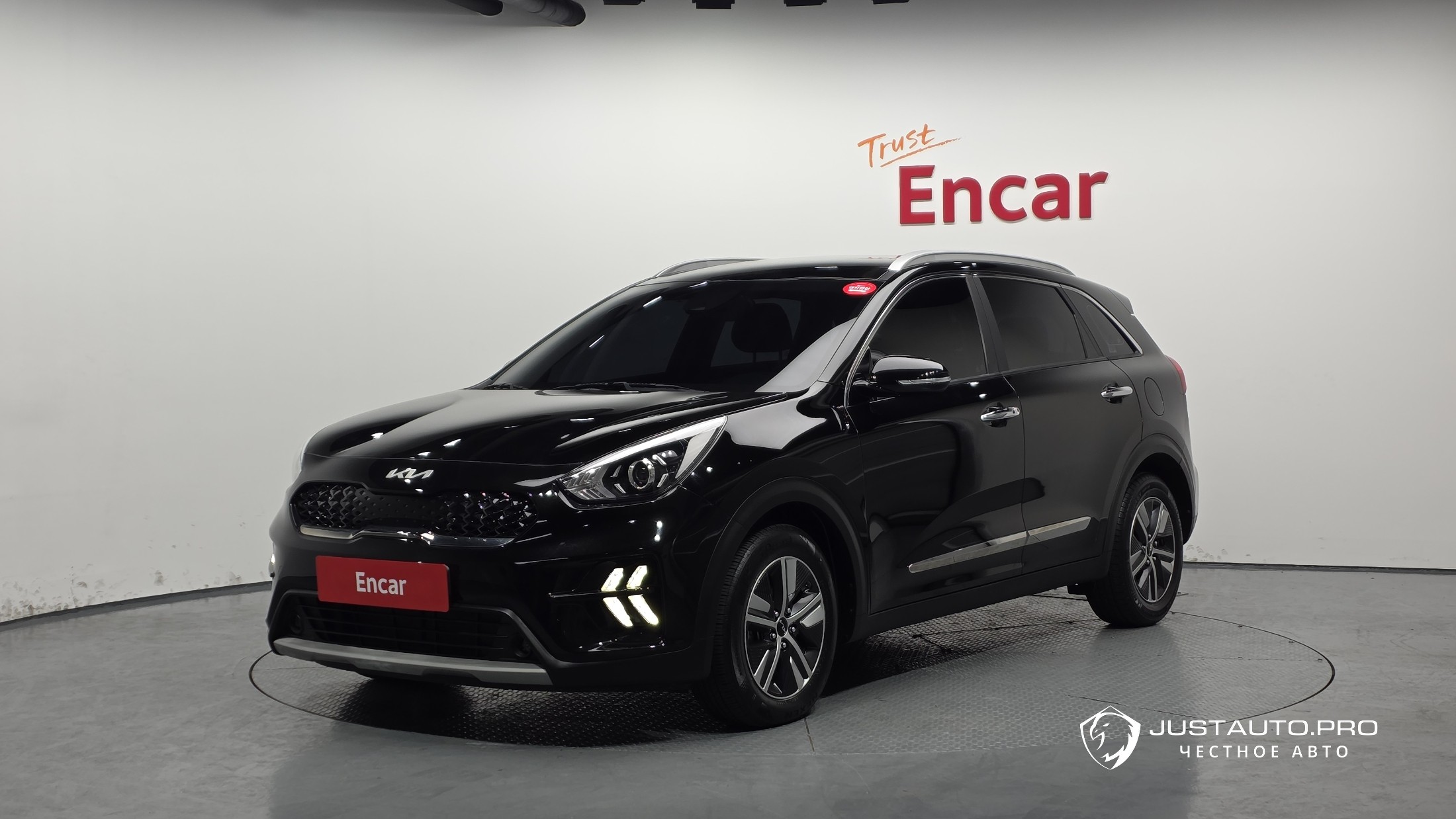 Автомобиль Kia Niro