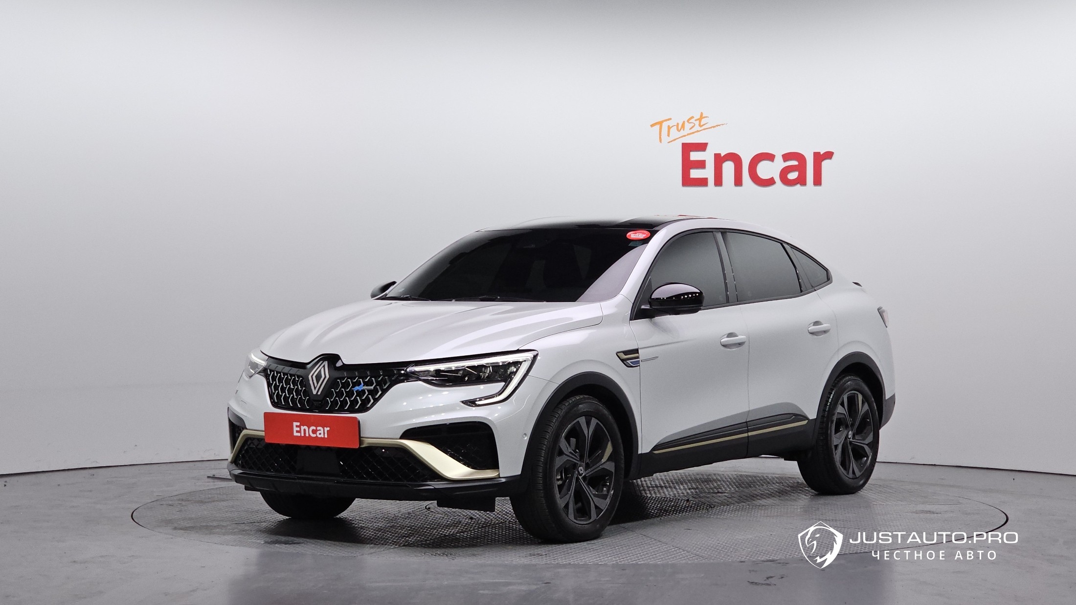 Автомобиль Renault-KoreaSamsung Arkana