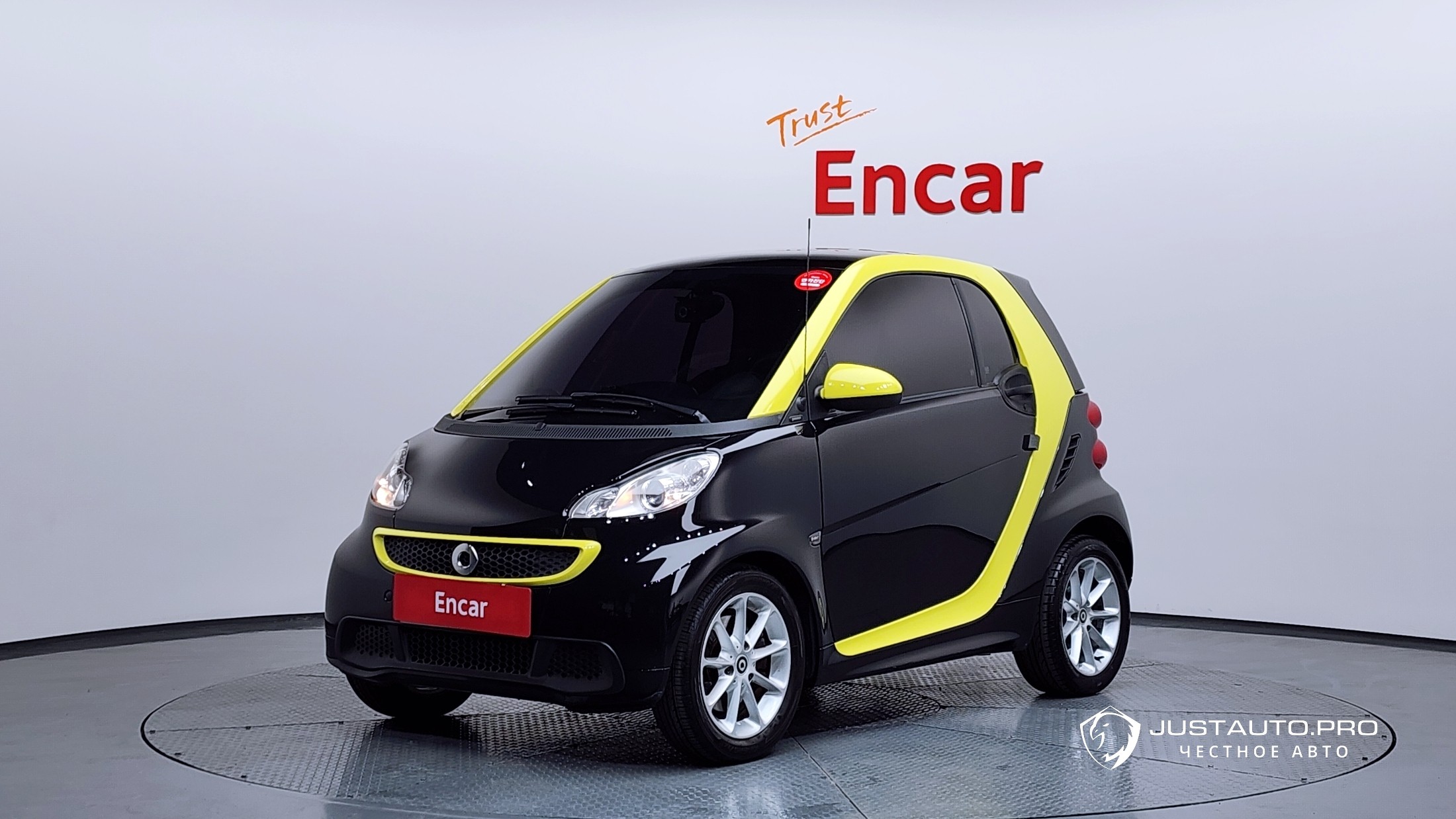 Автомобиль Smart Fortwo