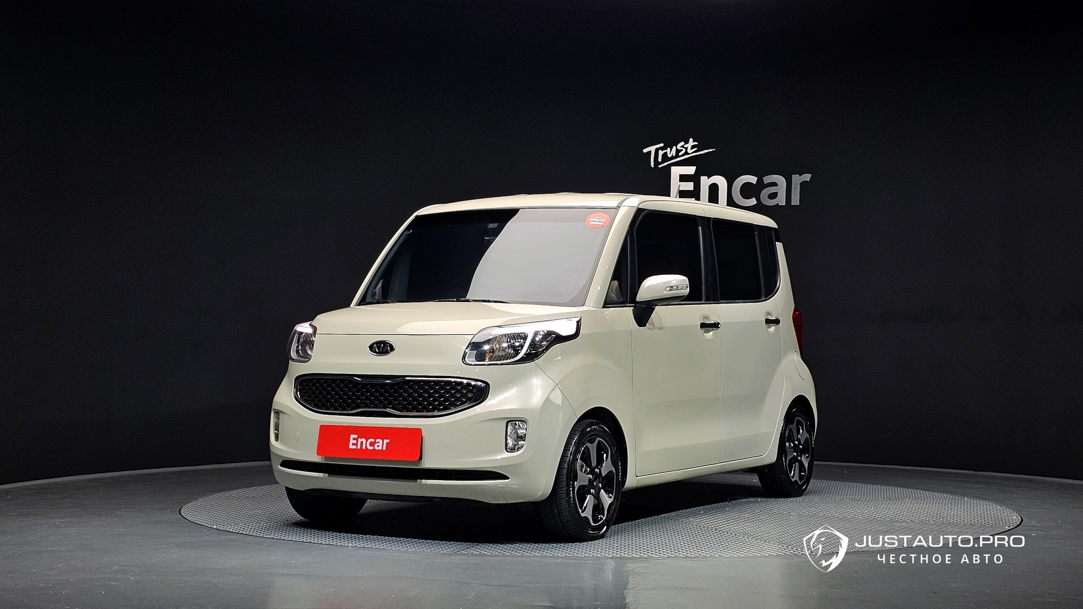 Автомобиль Kia RAY