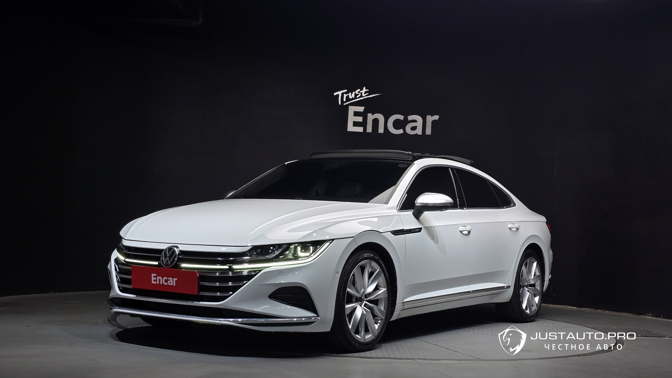 Автомобиль Volkswagen Arteon