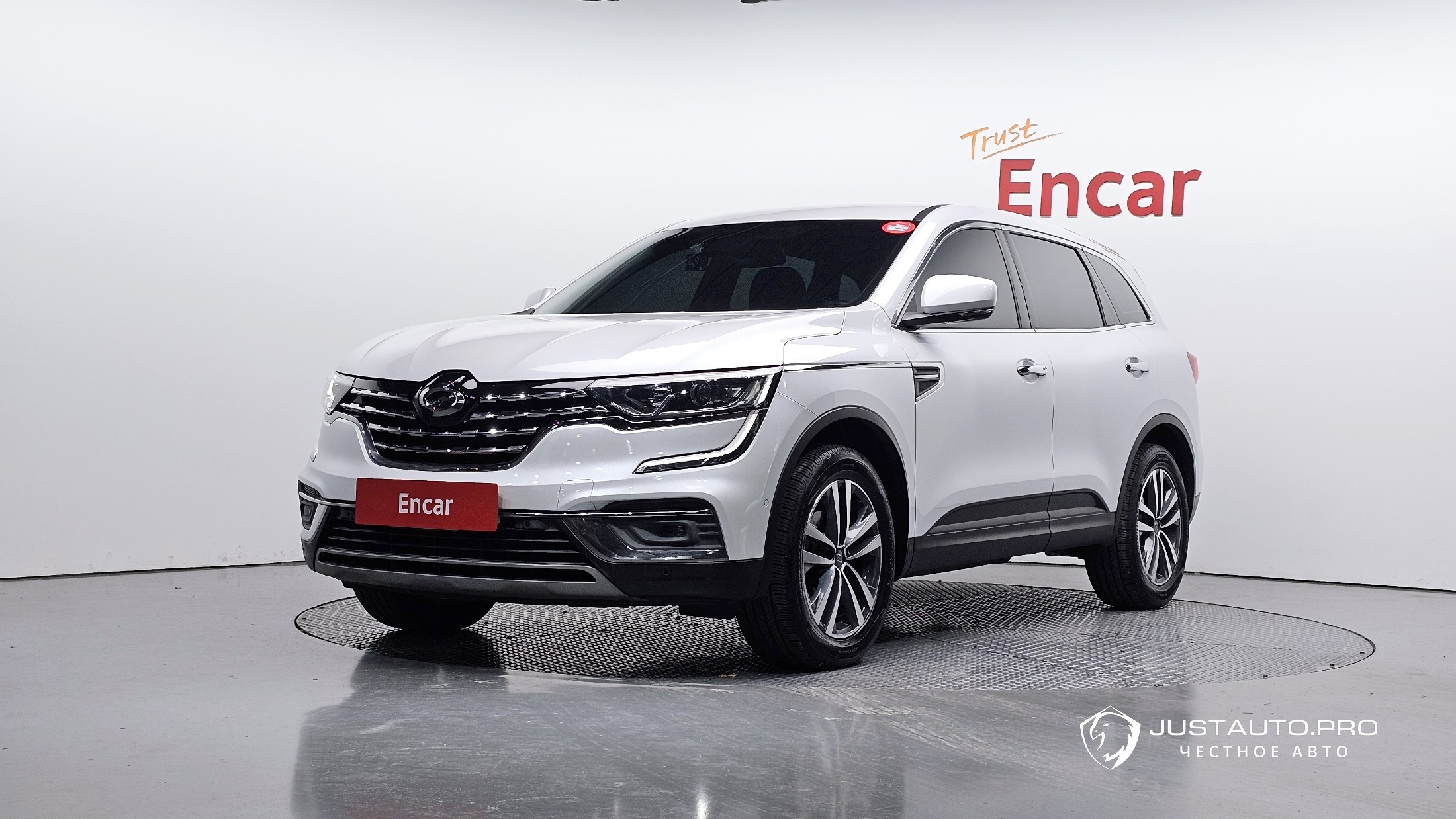 Автомобиль Renault-KoreaSamsung QM6