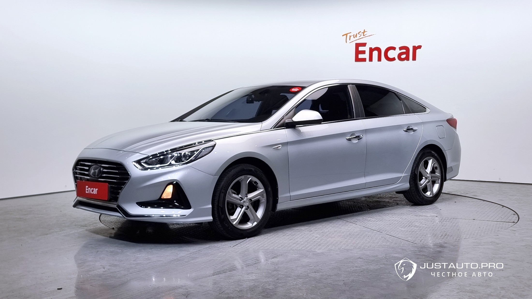 Автомобиль Hyundai Sonata