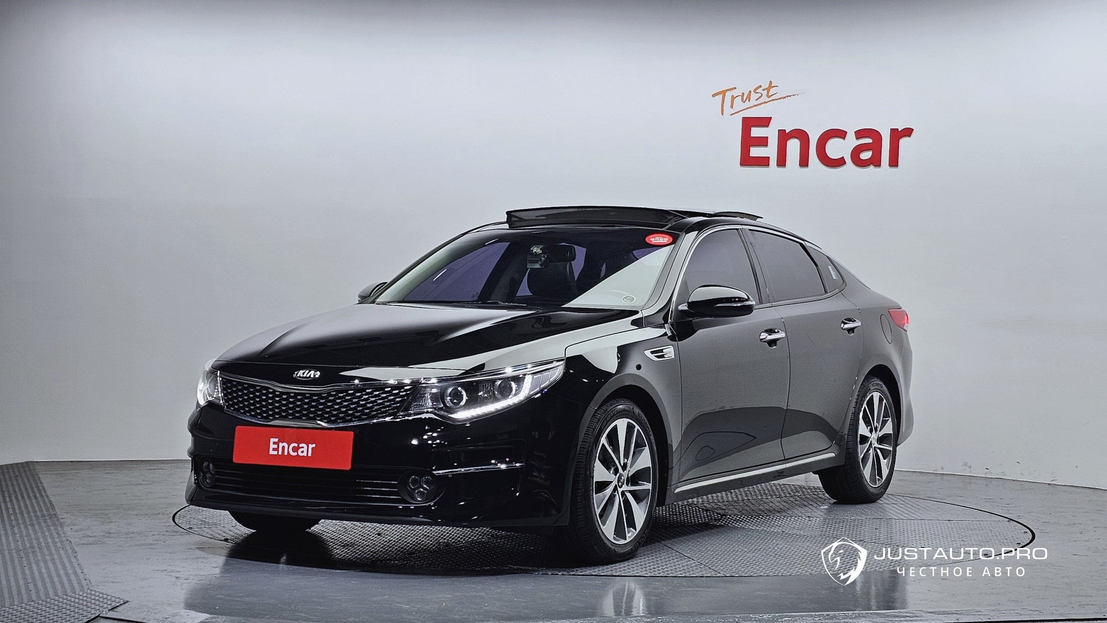 Автомобиль Kia K5