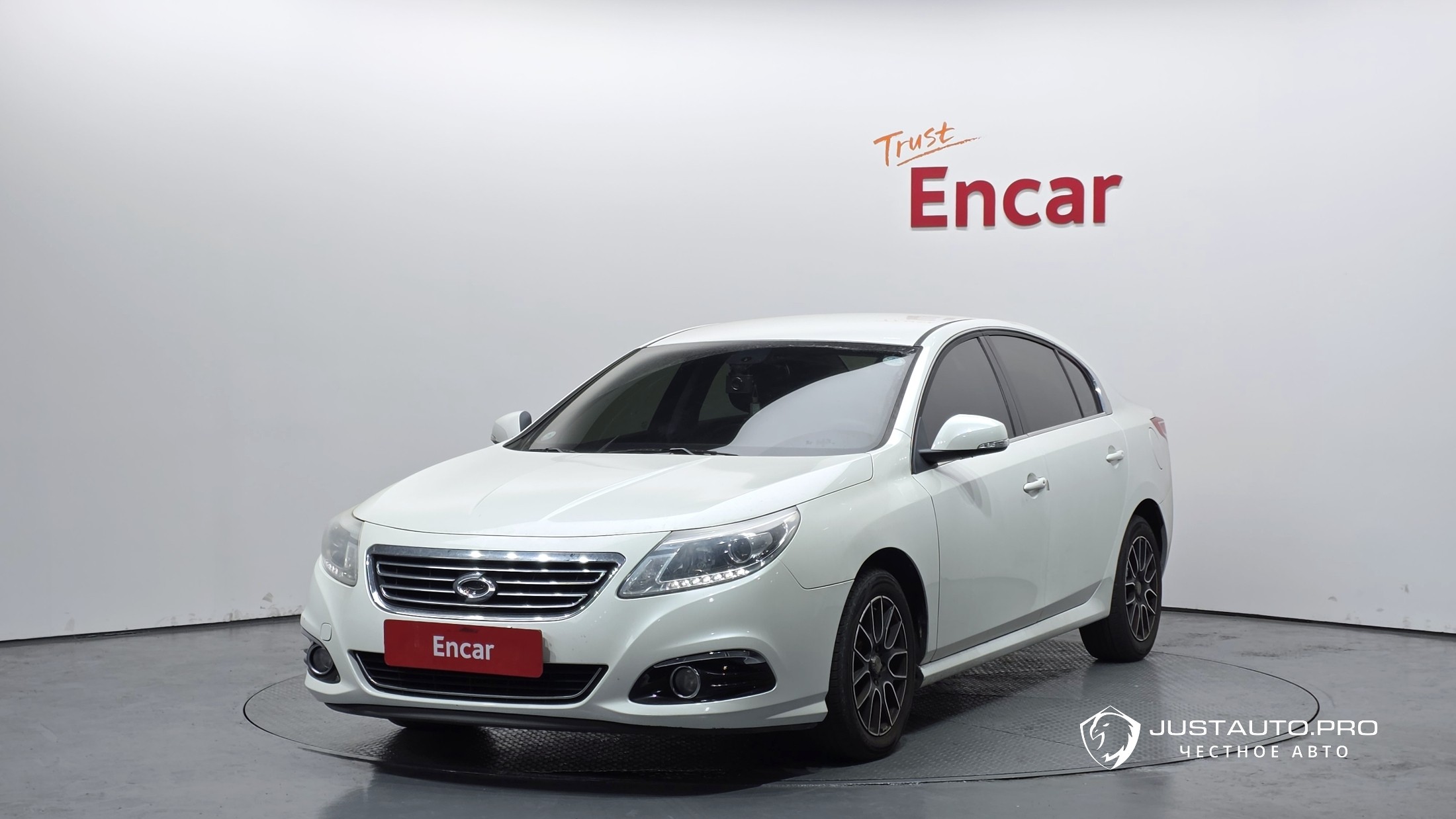 Автомобиль Renault-KoreaSamsung SM5 
