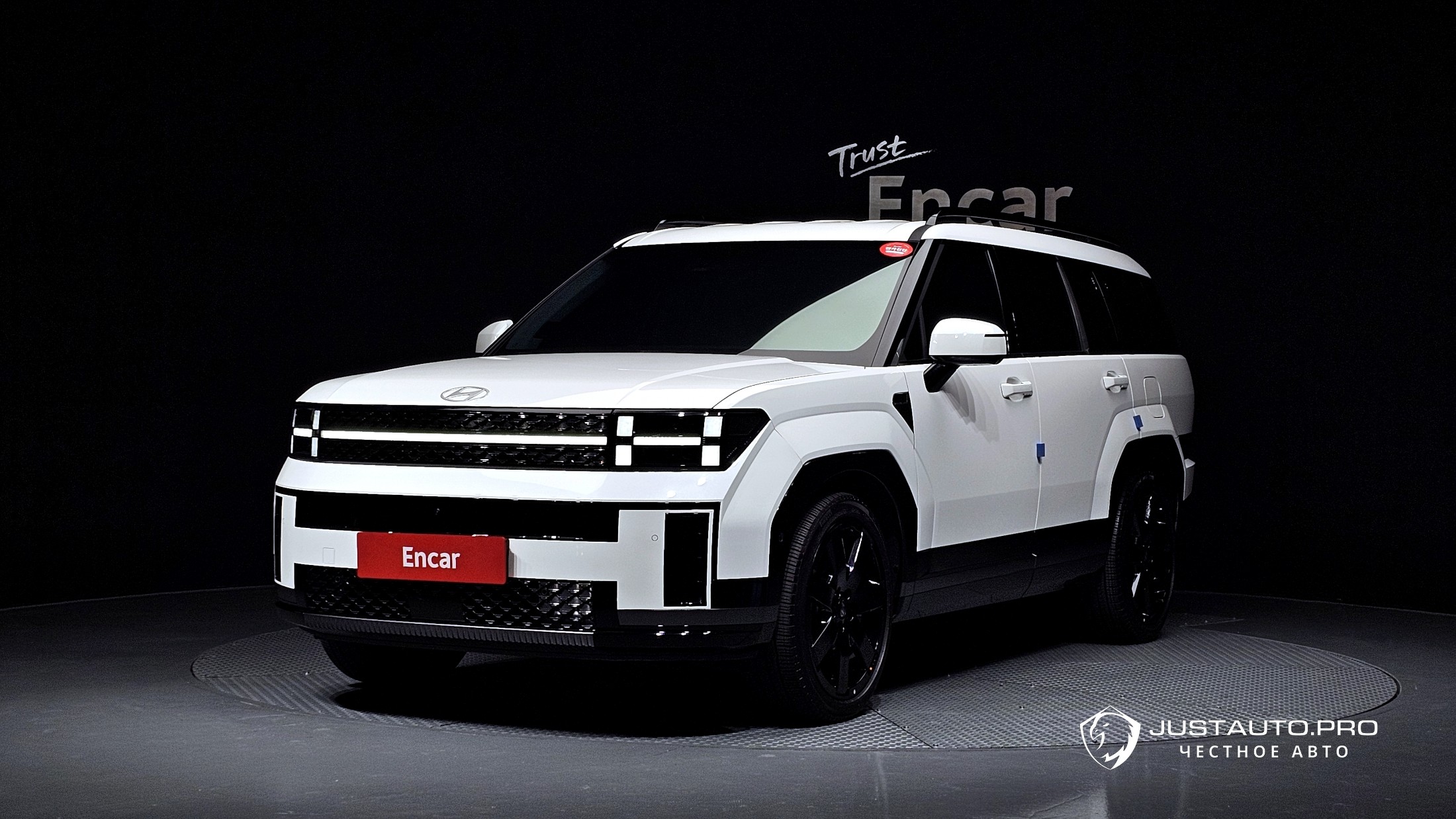 Автомобиль Hyundai Santafe