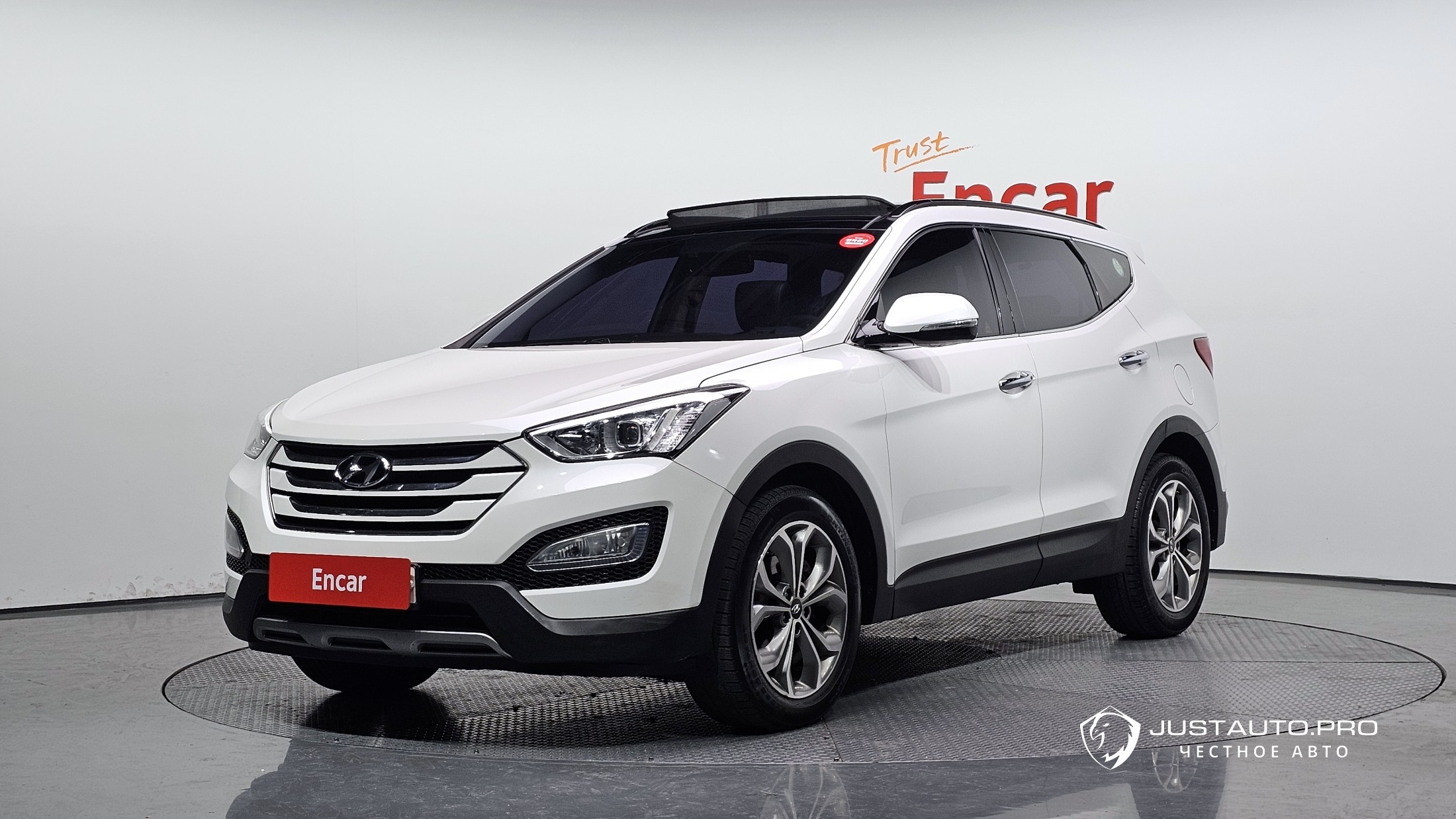 Автомобиль Hyundai Santafe