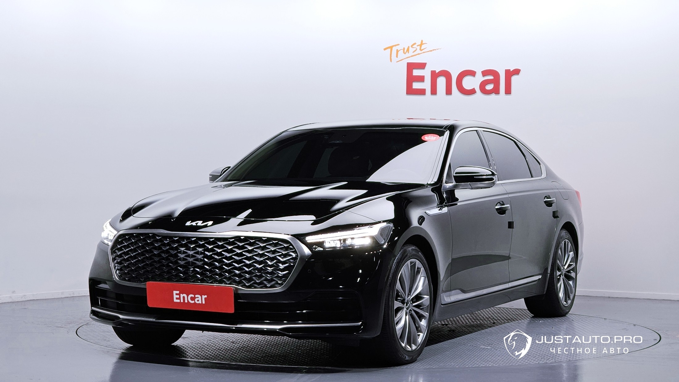 Автомобиль Kia K9