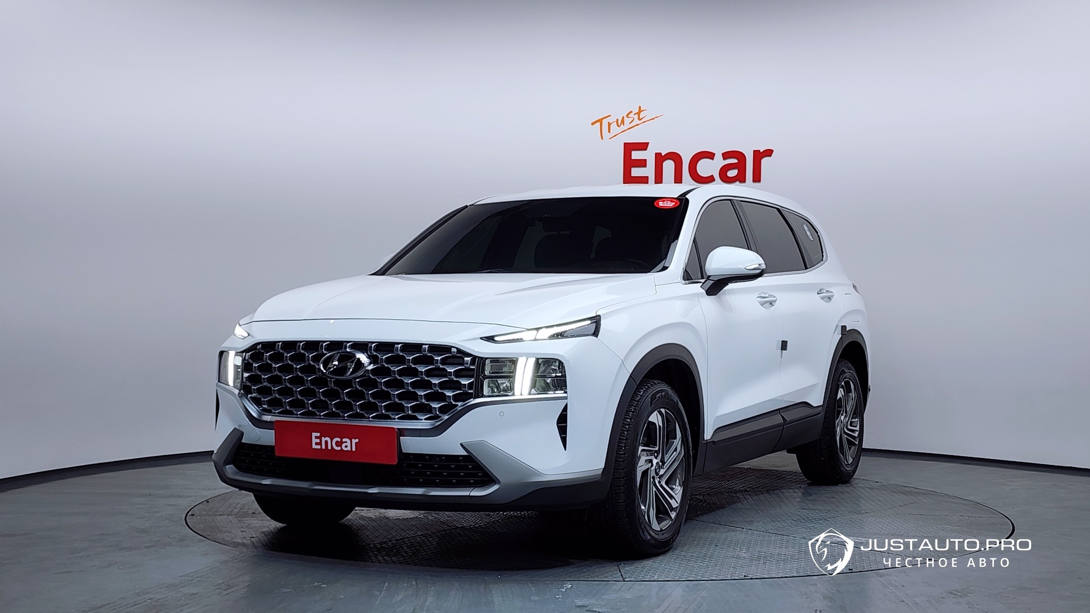 Автомобиль Hyundai Santafe