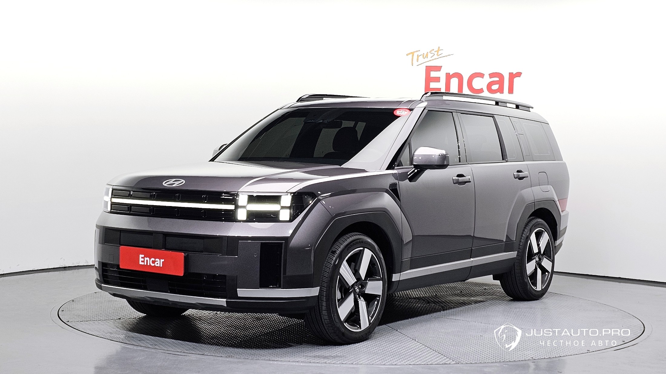 Автомобиль Hyundai Santafe