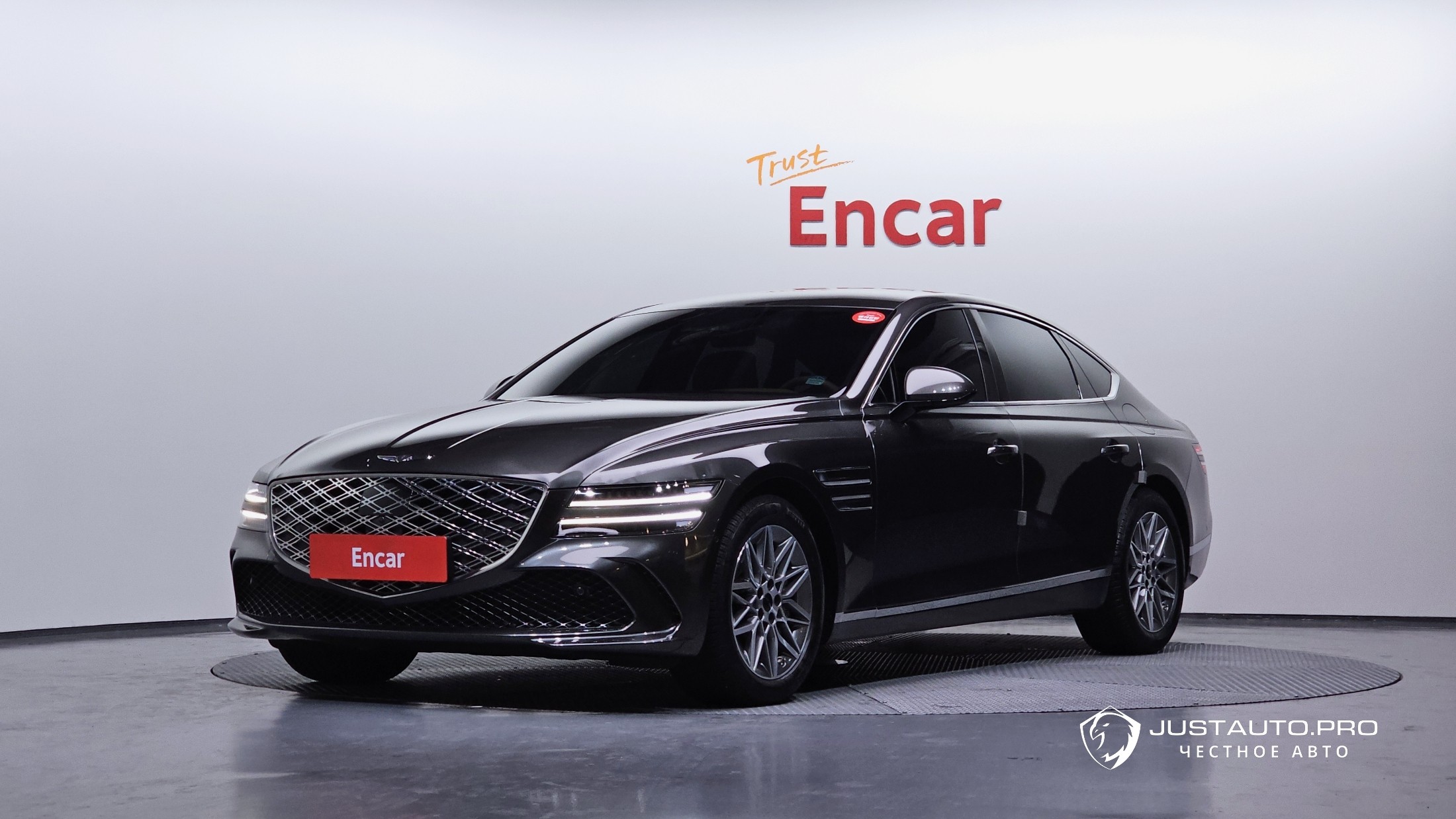 Автомобиль Genesis G80