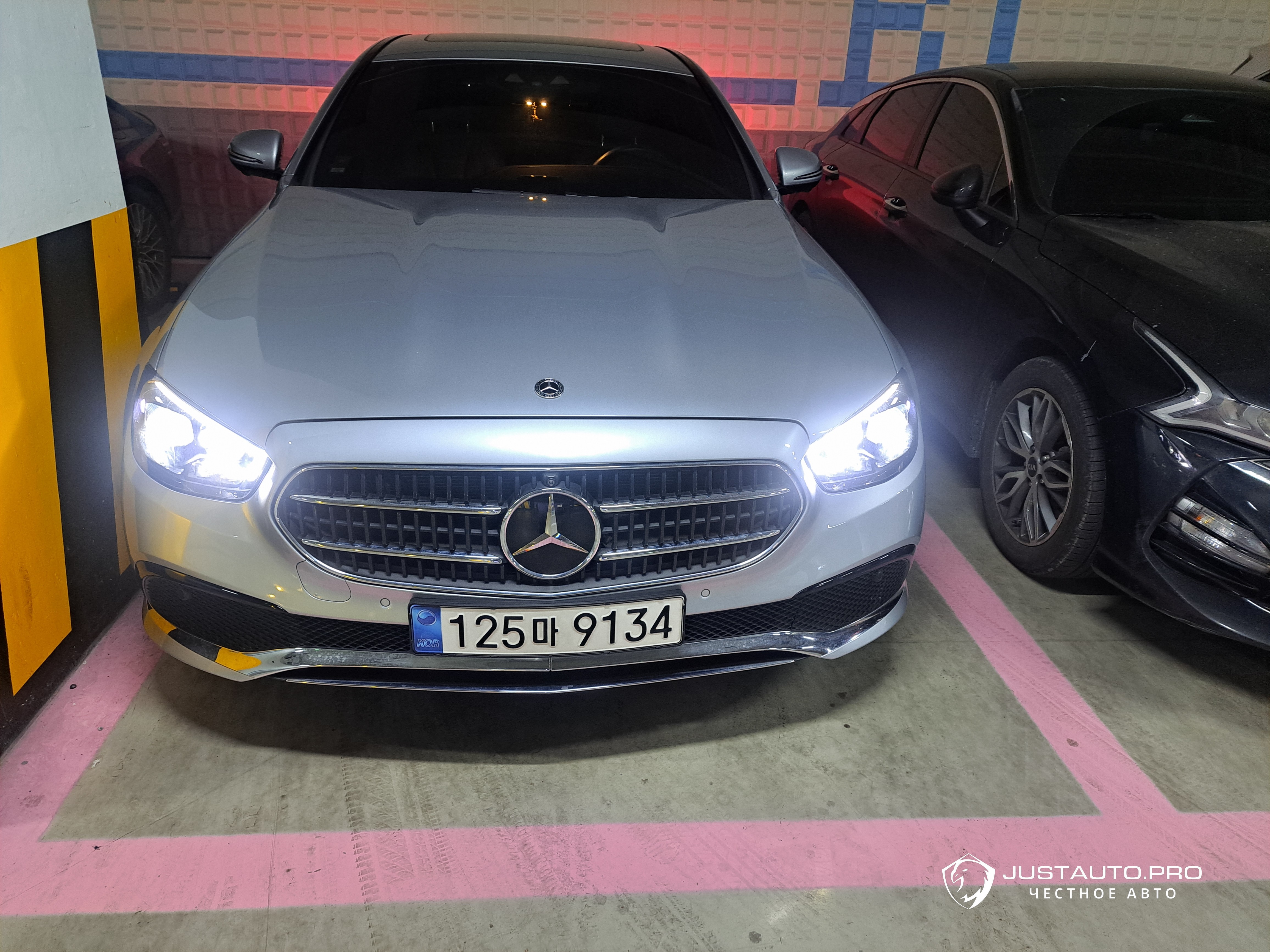 Автомобиль Mercedes-Benz E-Class