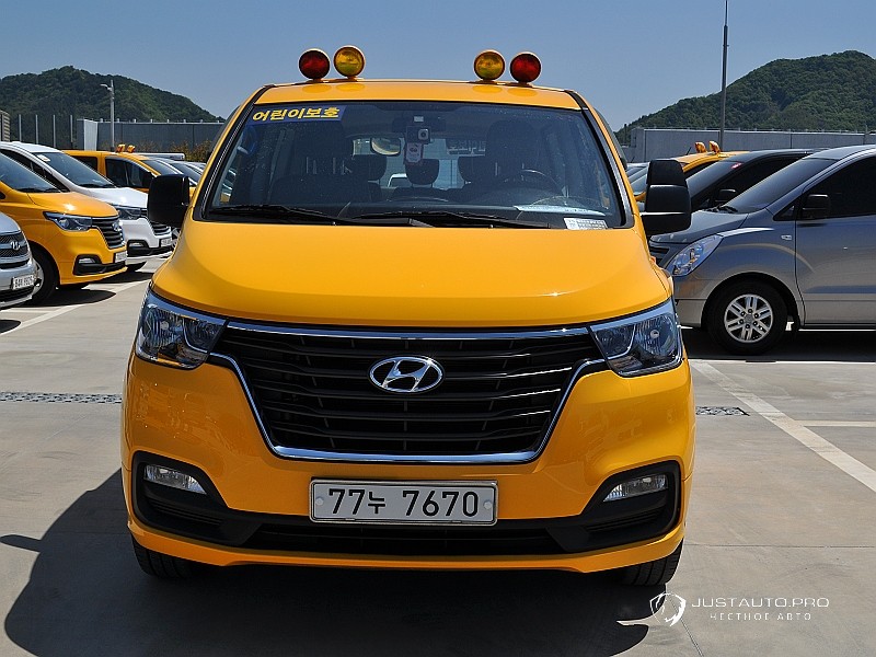 Автомобиль Hyundai Starex