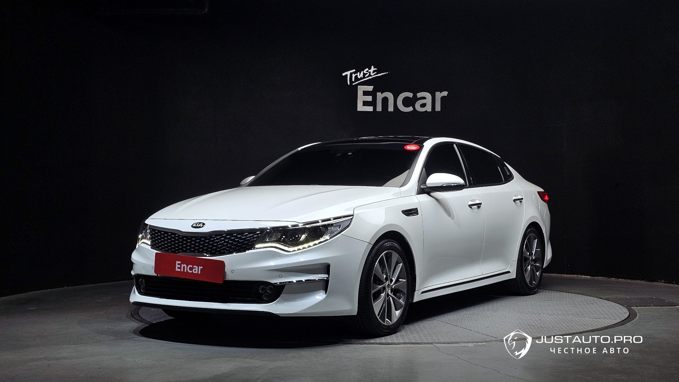 Автомобиль Kia K5