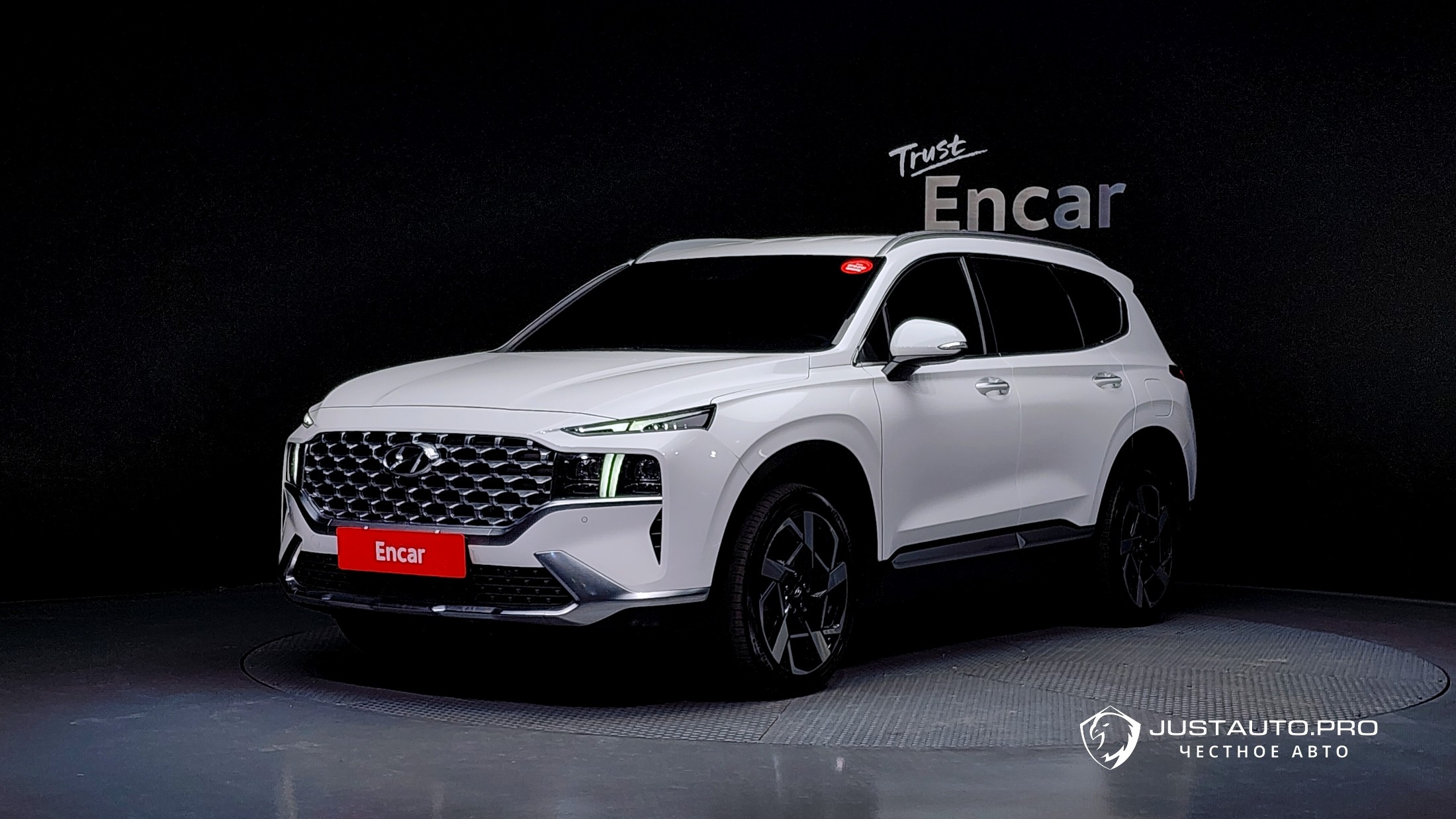 Автомобиль Hyundai Santafe