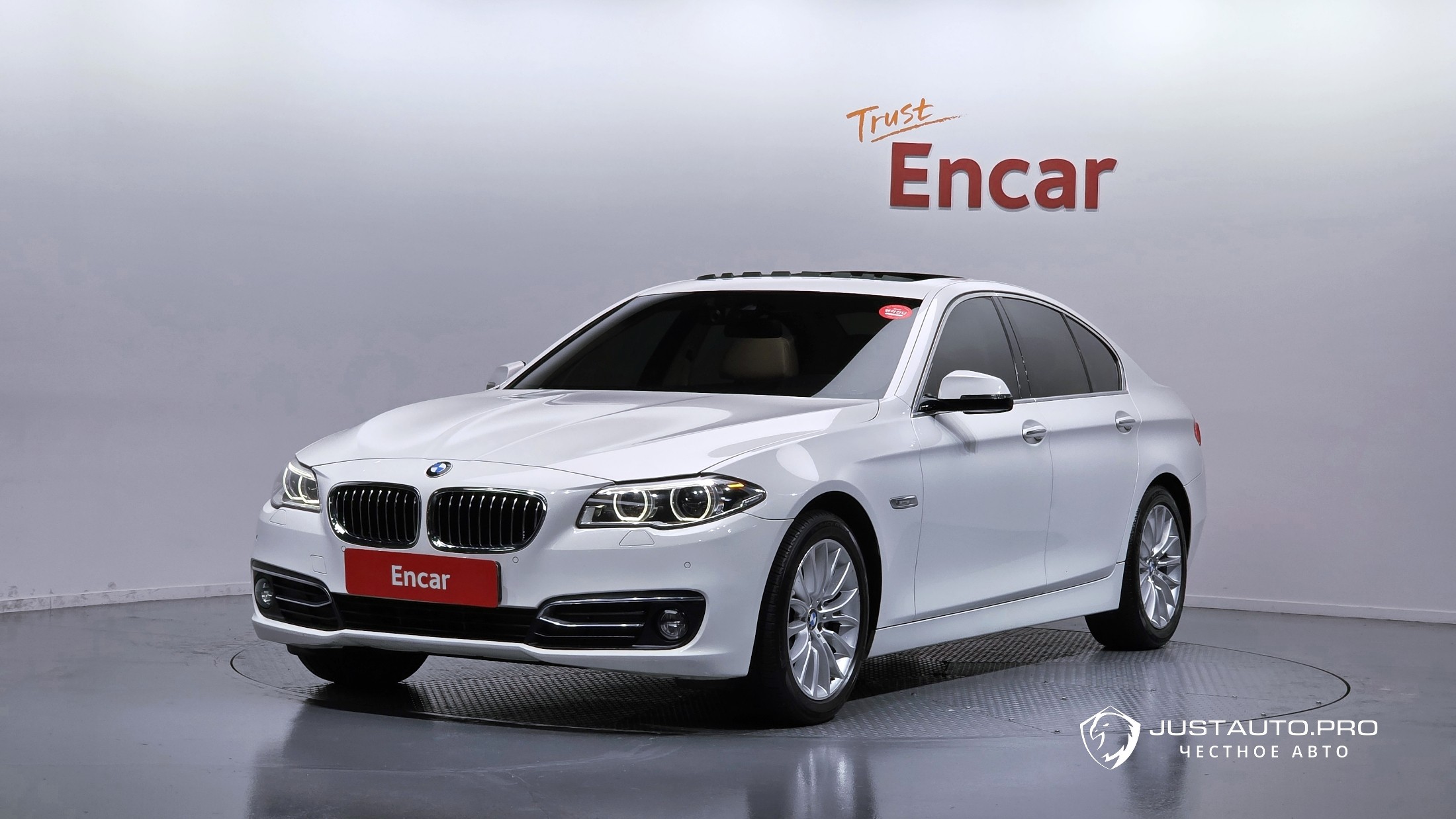 Автомобиль BMW 5-Series