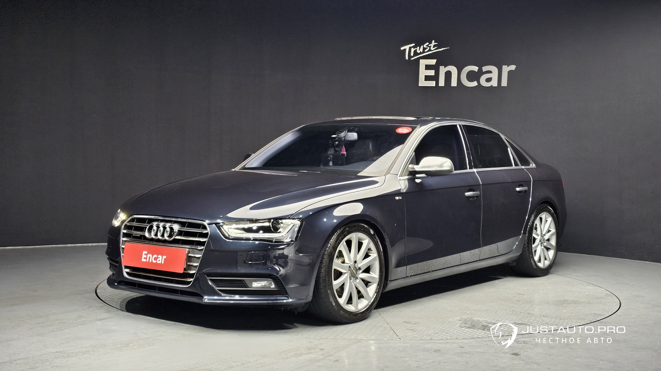 Автомобиль Audi A4