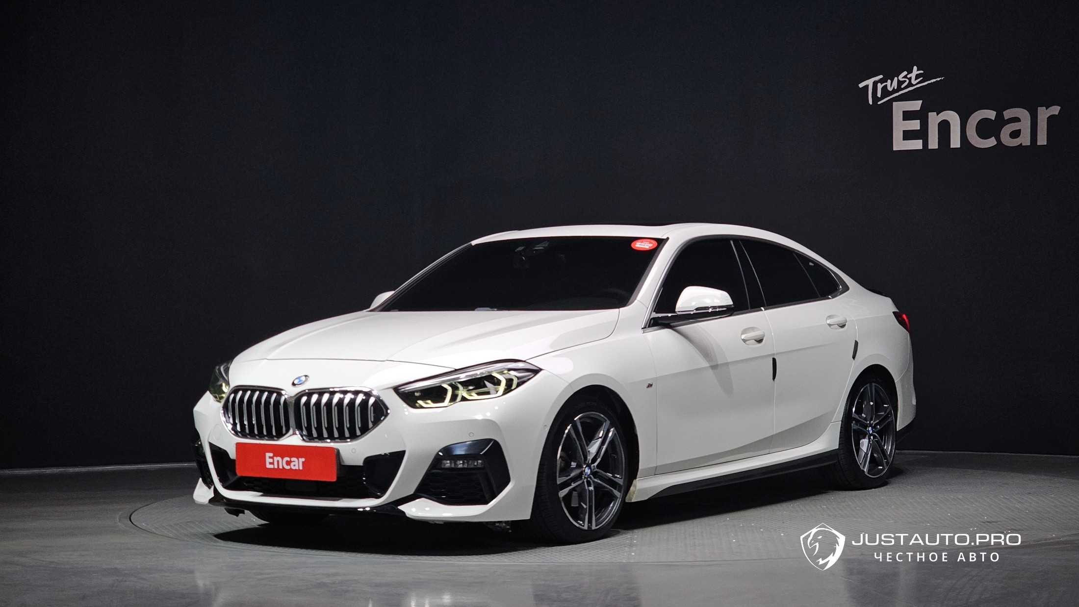 Автомобиль BMW 2-Series