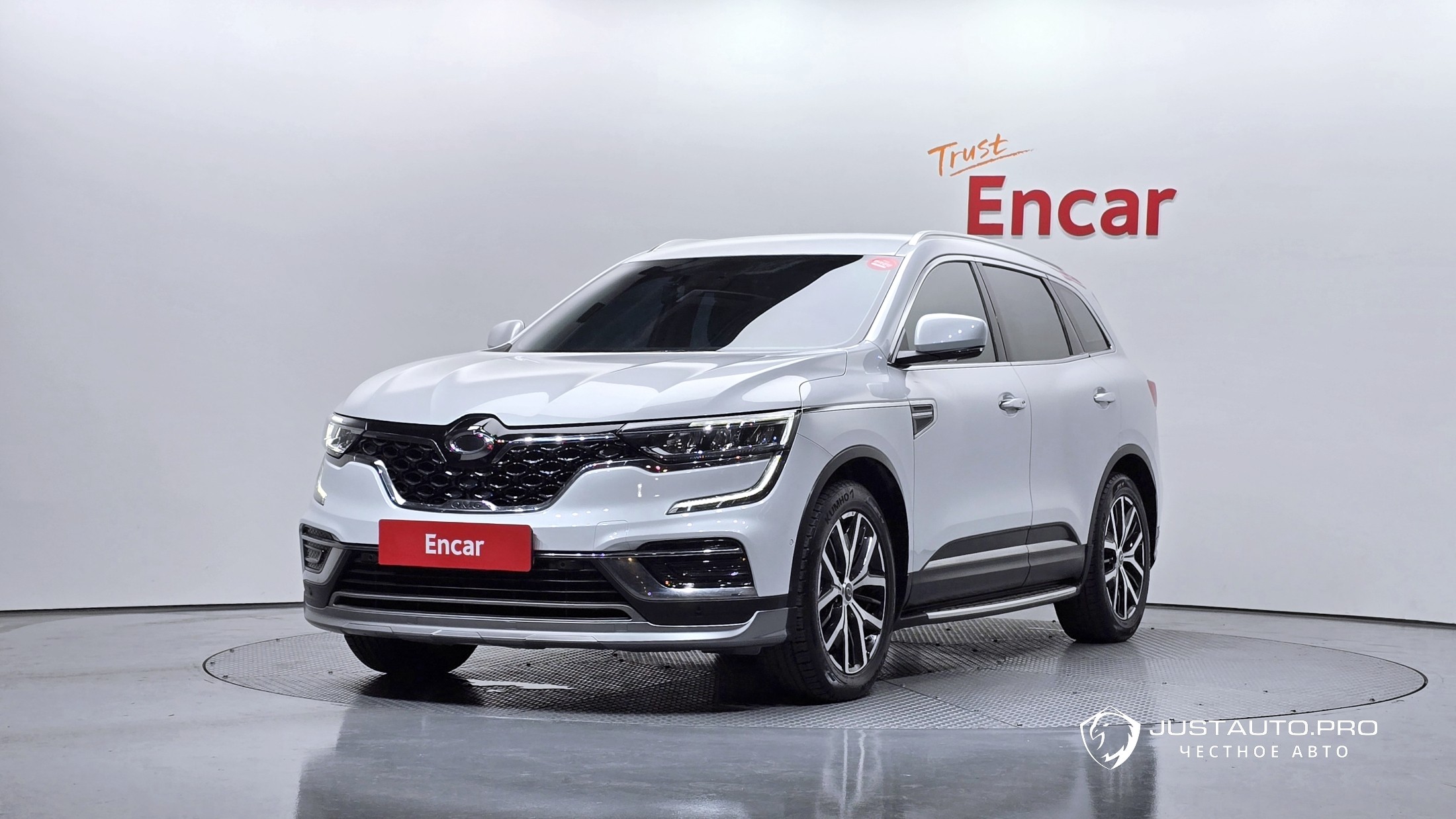 Автомобиль Renault-KoreaSamsung QM6