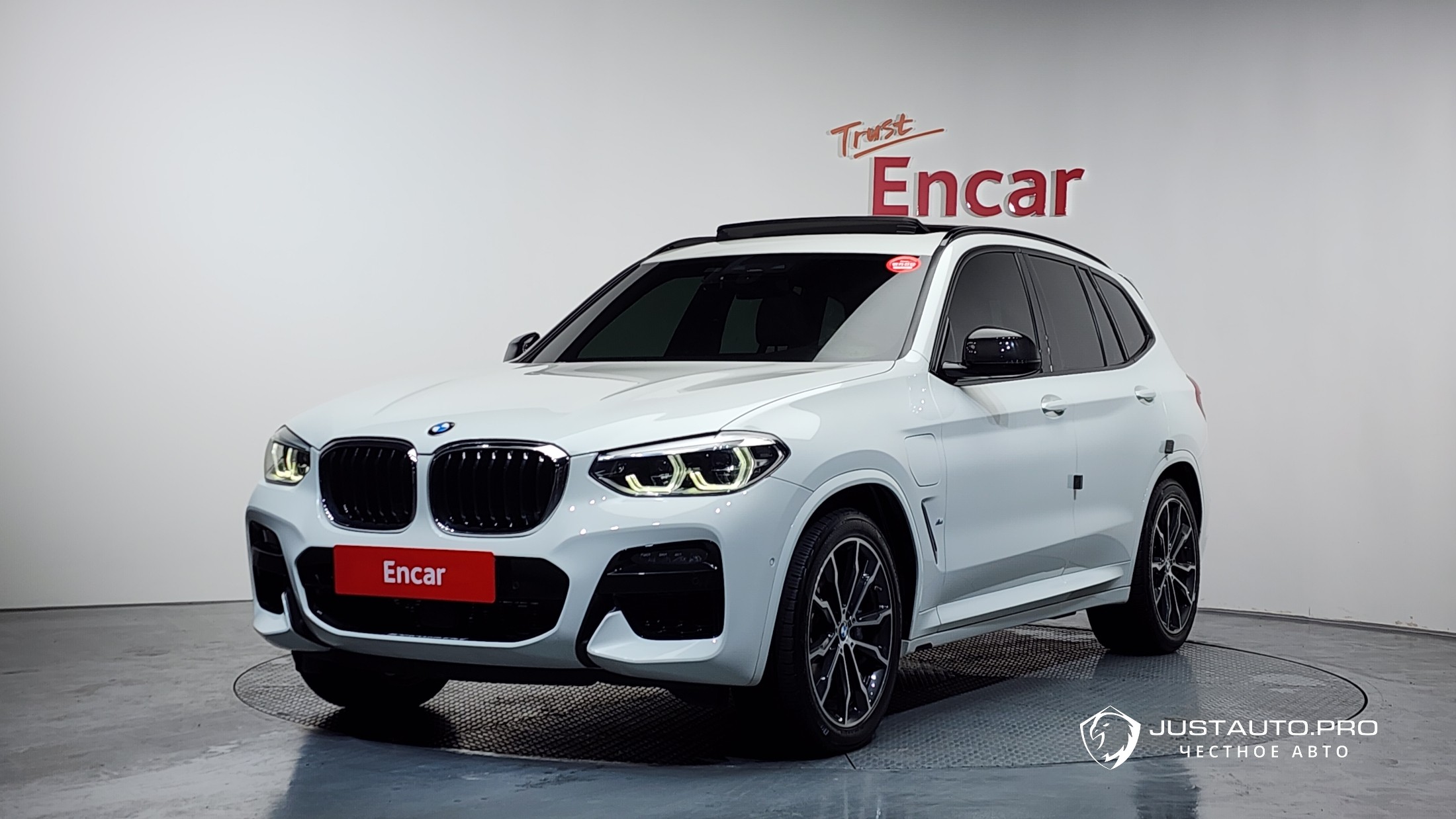 Автомобиль BMW X3