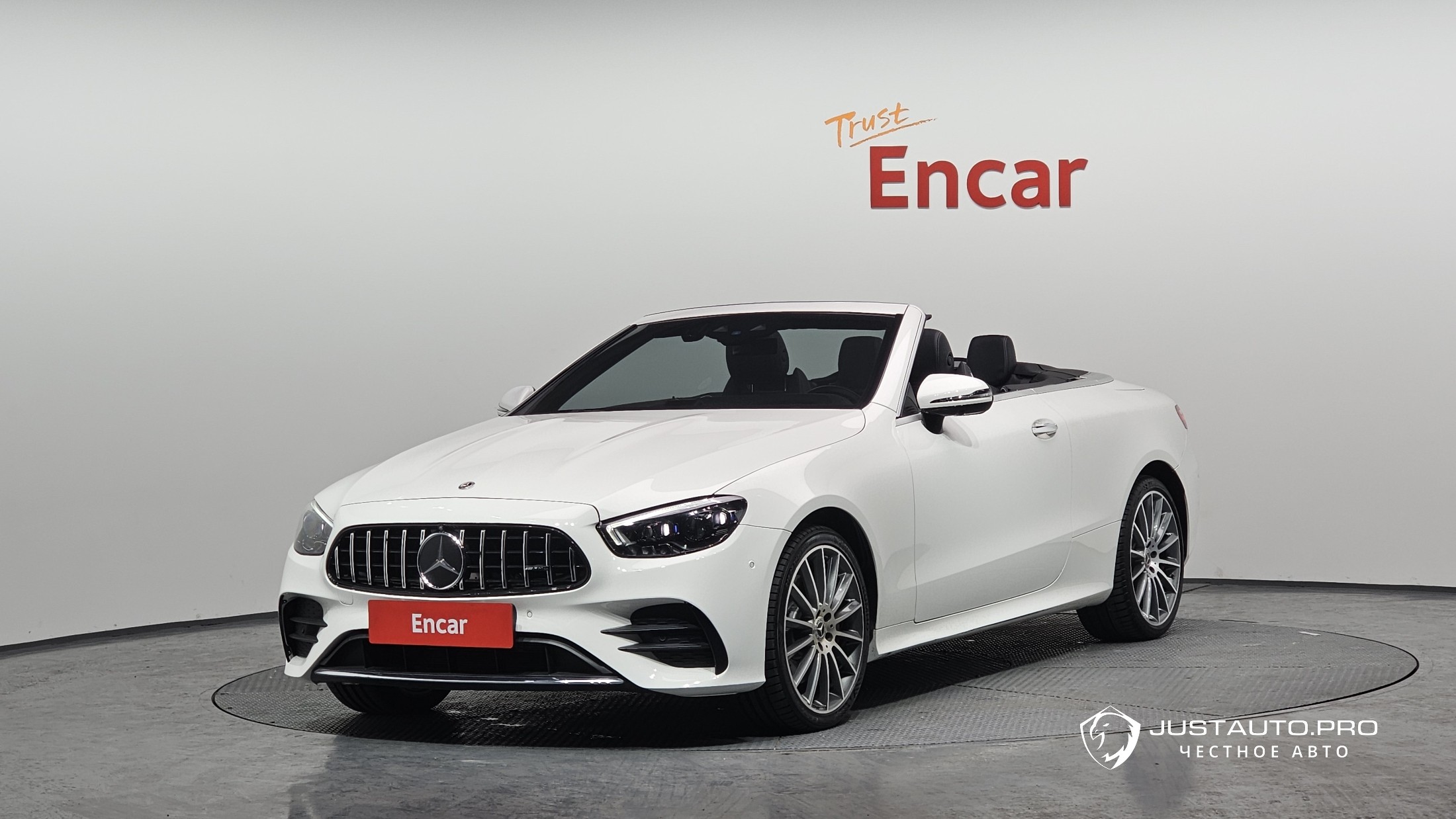 Автомобиль Mercedes-Benz E-Class