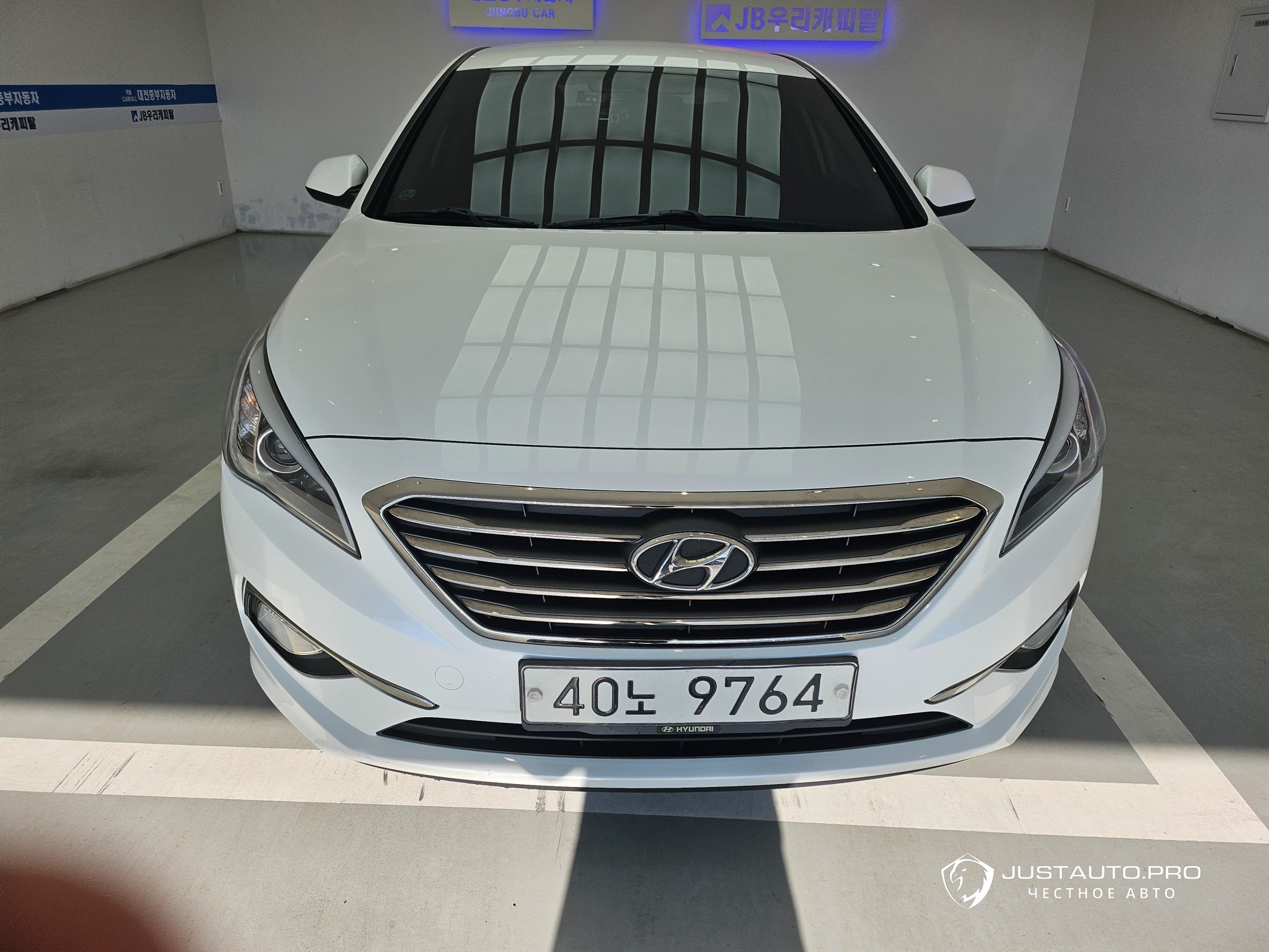 Автомобиль Hyundai Sonata