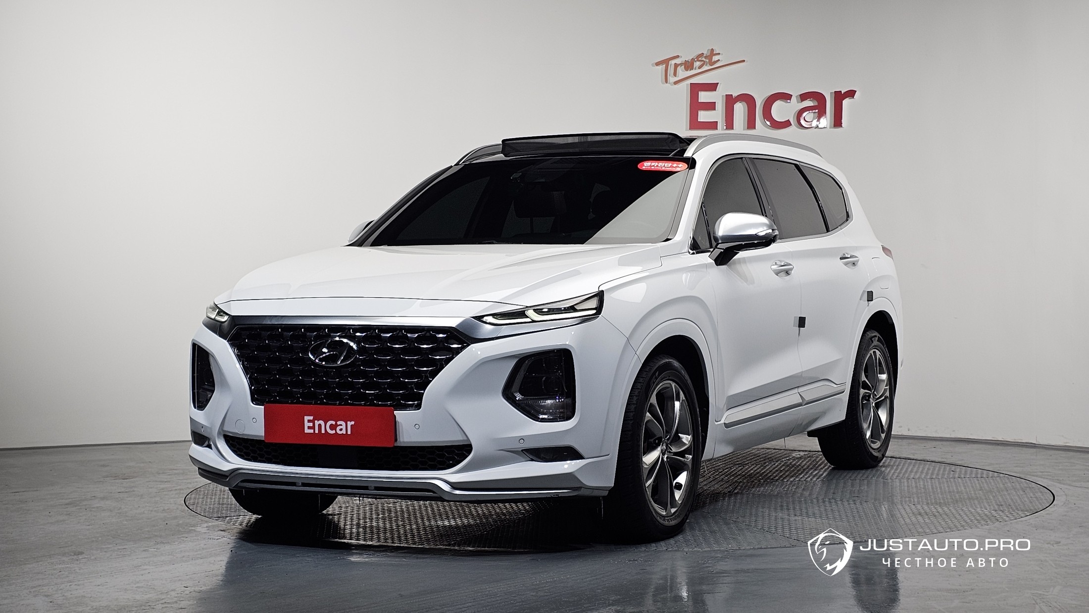 Автомобиль Hyundai Santafe