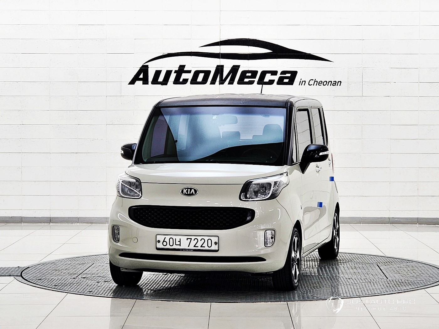 Автомобиль Kia RAY