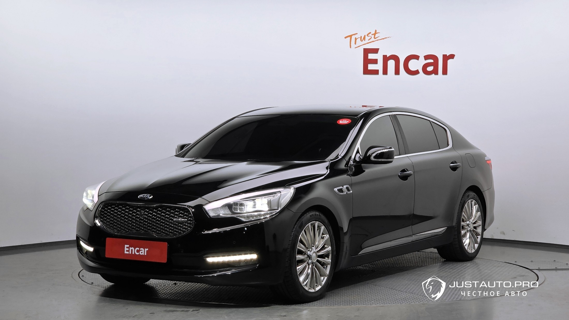 Автомобиль Kia K9