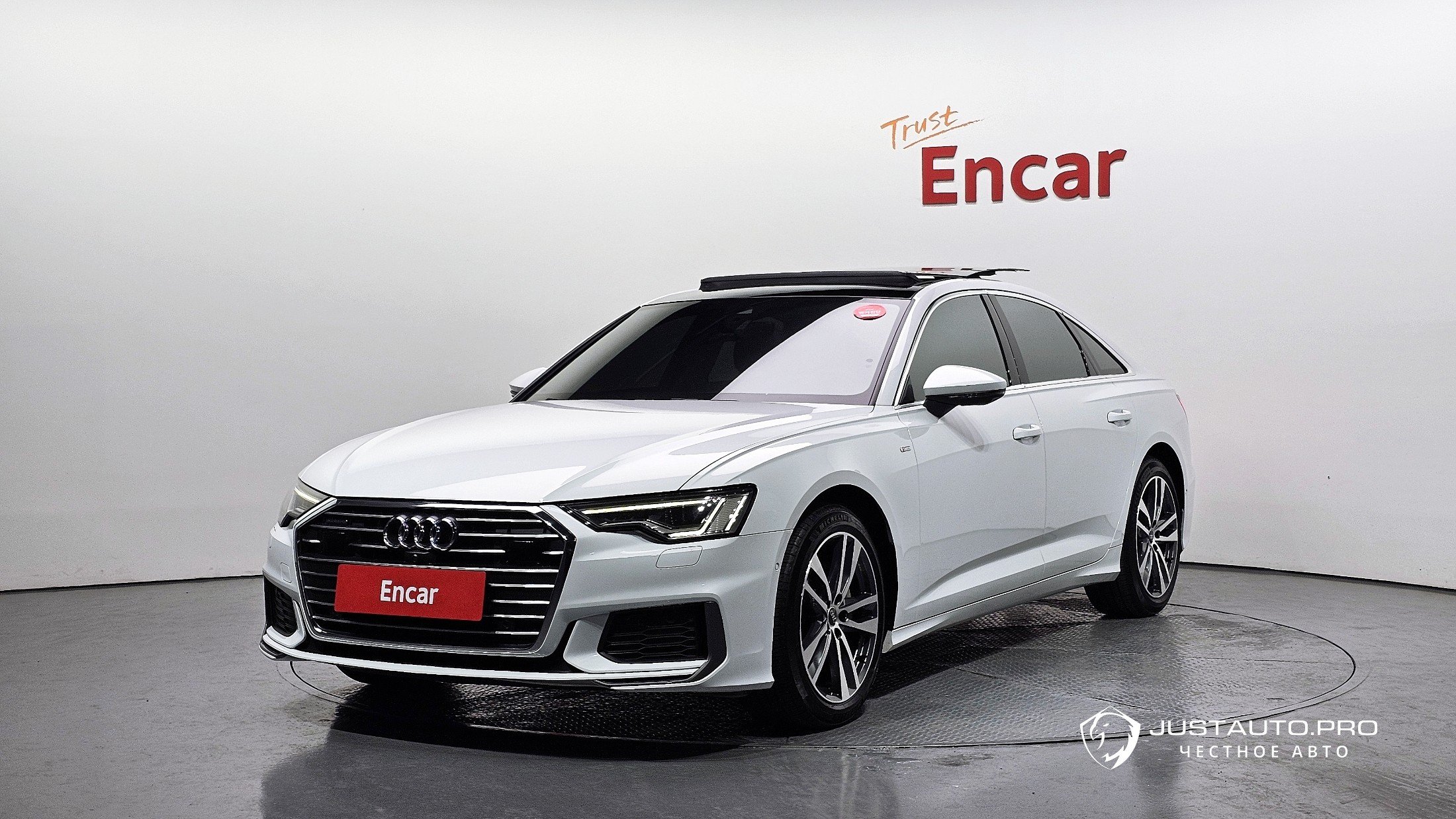 Автомобиль Audi A6