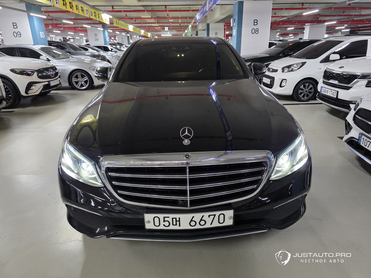 Автомобиль Mercedes-Benz E-Class