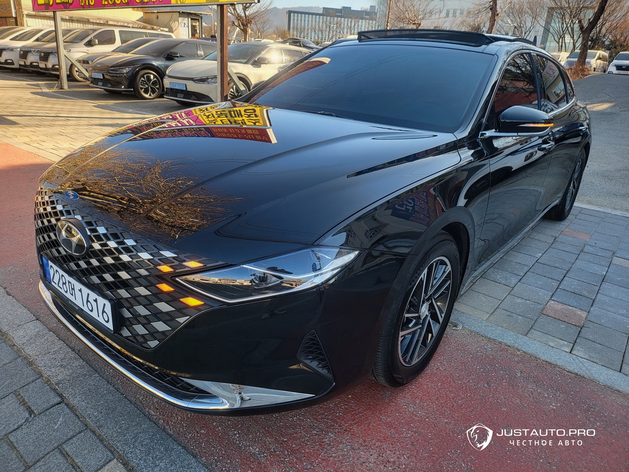 Автомобиль Hyundai Grandeur