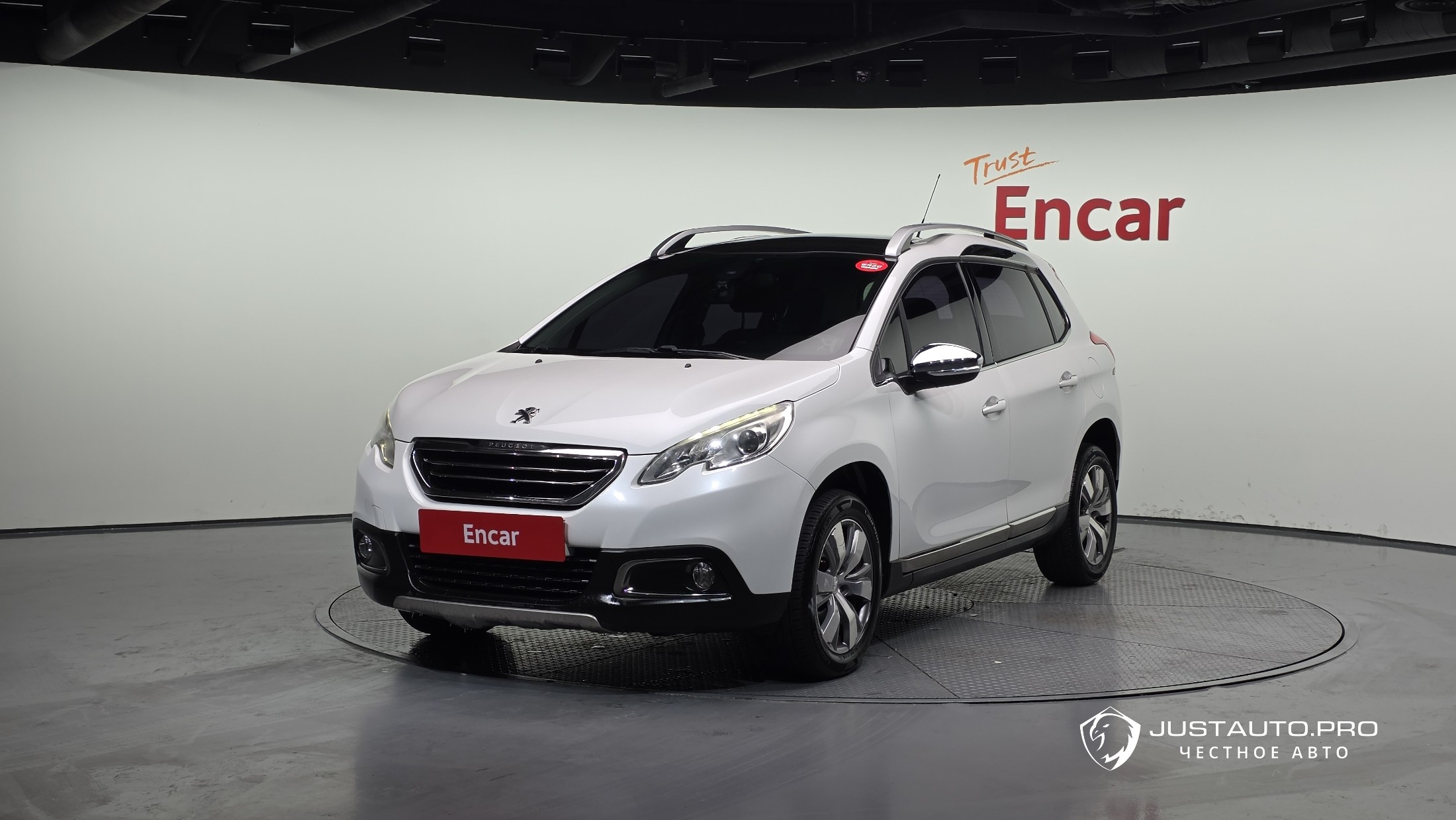 Автомобиль Peugeot 2008