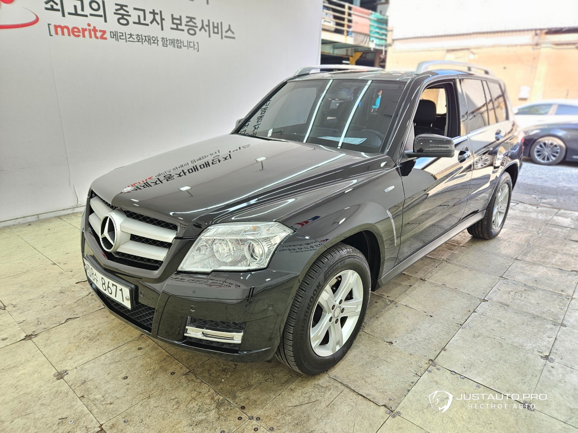 Автомобиль Mercedes-Benz GLK-Class