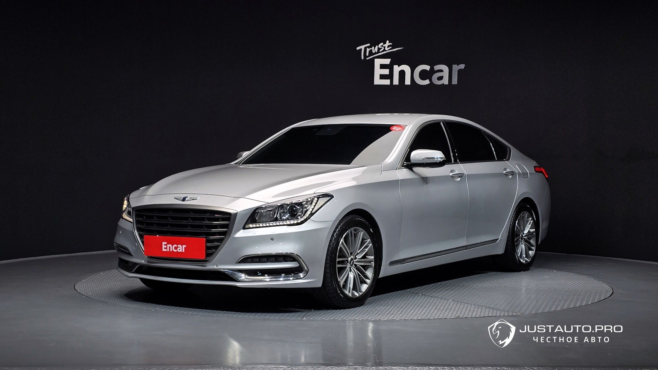 Автомобиль Genesis G80