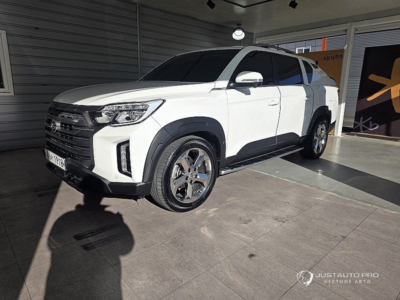 Автомобиль KG_Mobility_Ssangyong Rexton