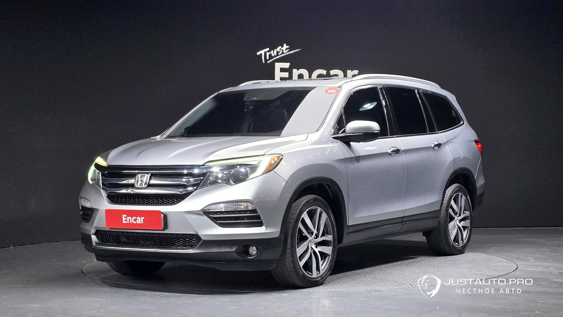 Автомобиль Honda Pilot