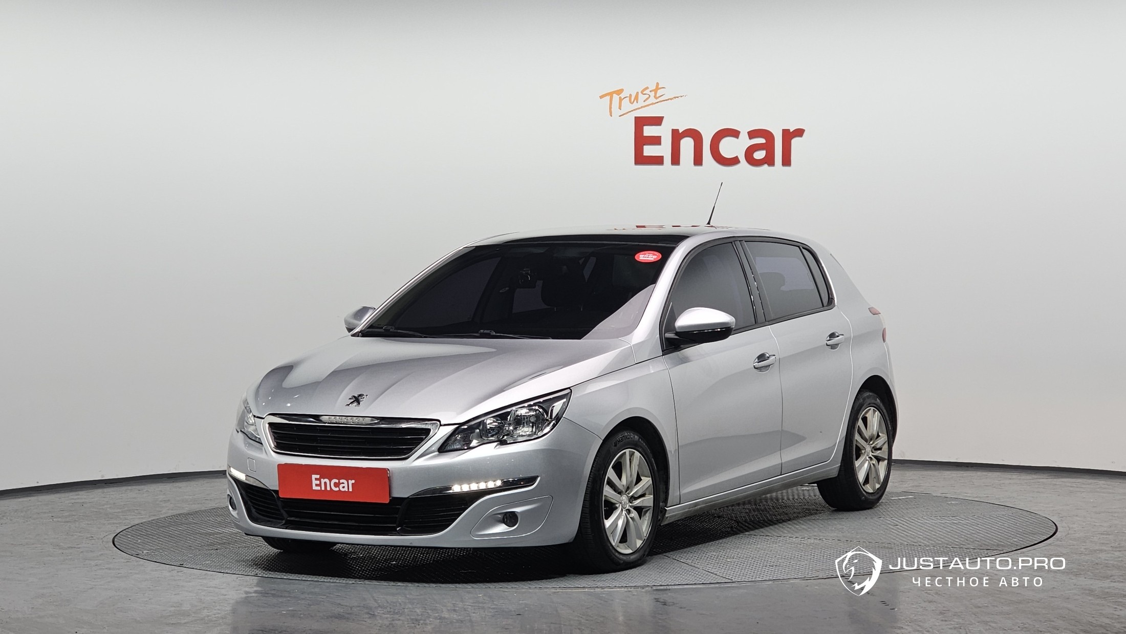 Автомобиль Peugeot 308