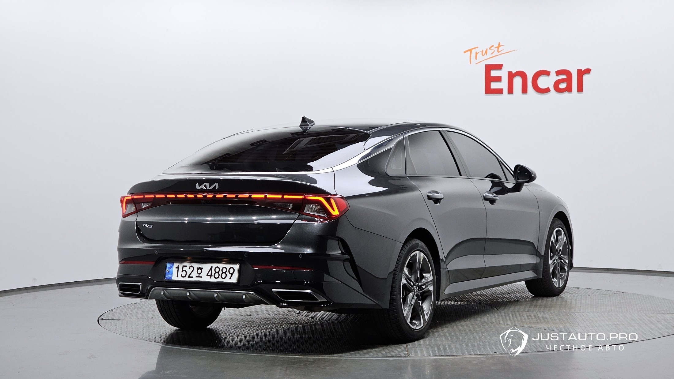 Автомобиль Kia K5