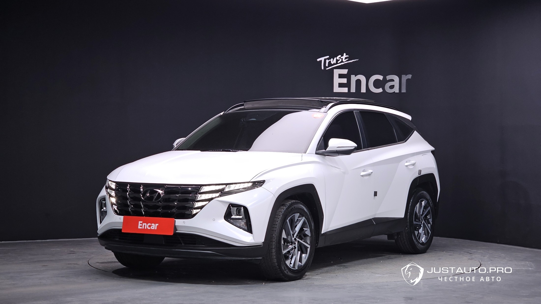 Автомобиль Hyundai Tucson