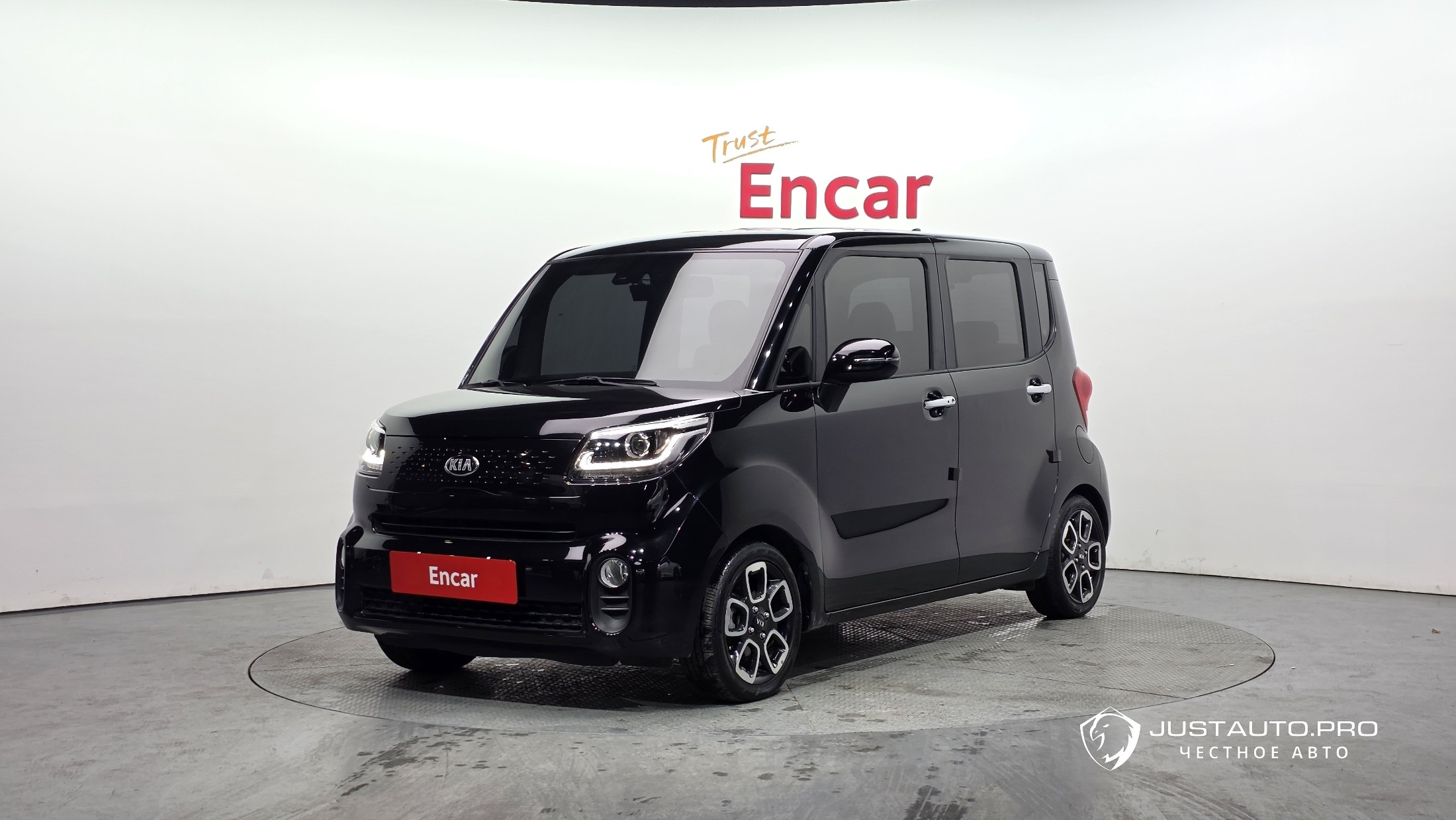 Автомобиль Kia RAY
