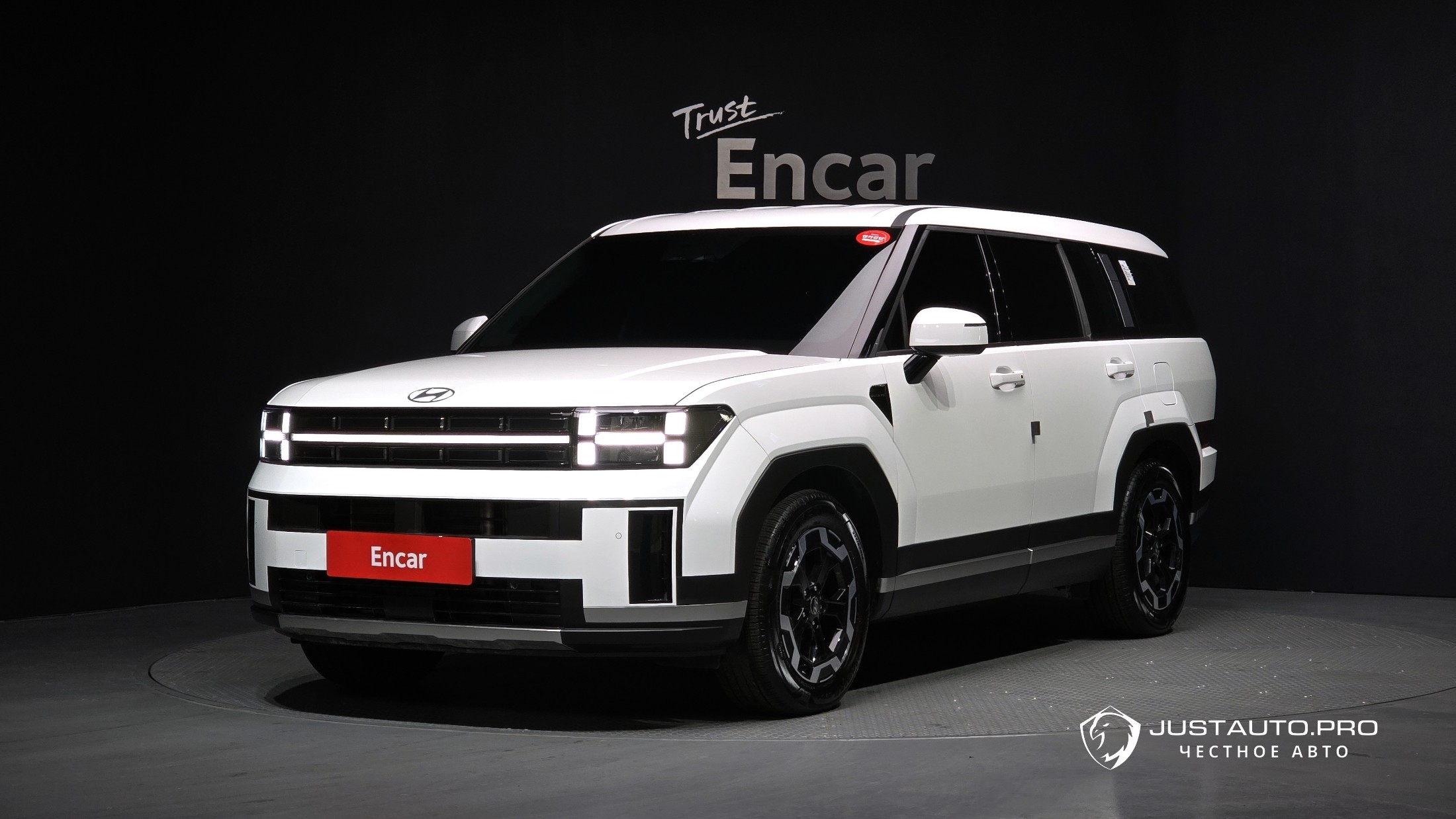 Автомобиль Hyundai Santafe