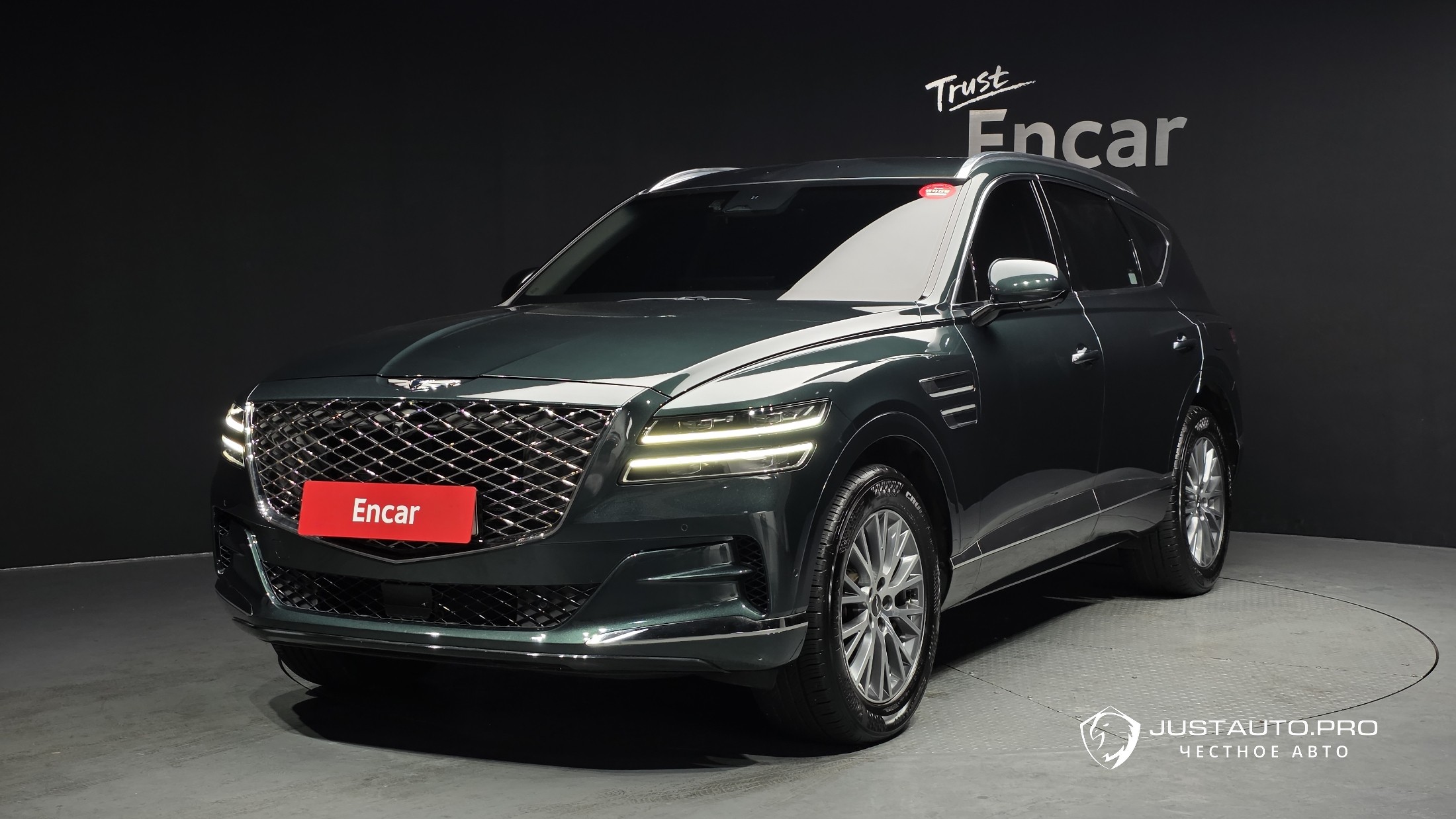 Автомобиль Genesis GV80