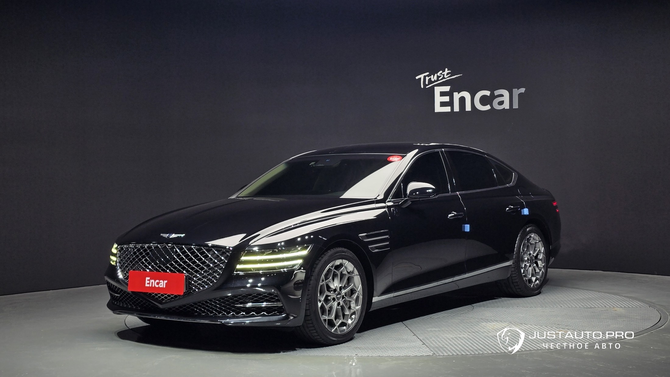 Автомобиль Genesis G80