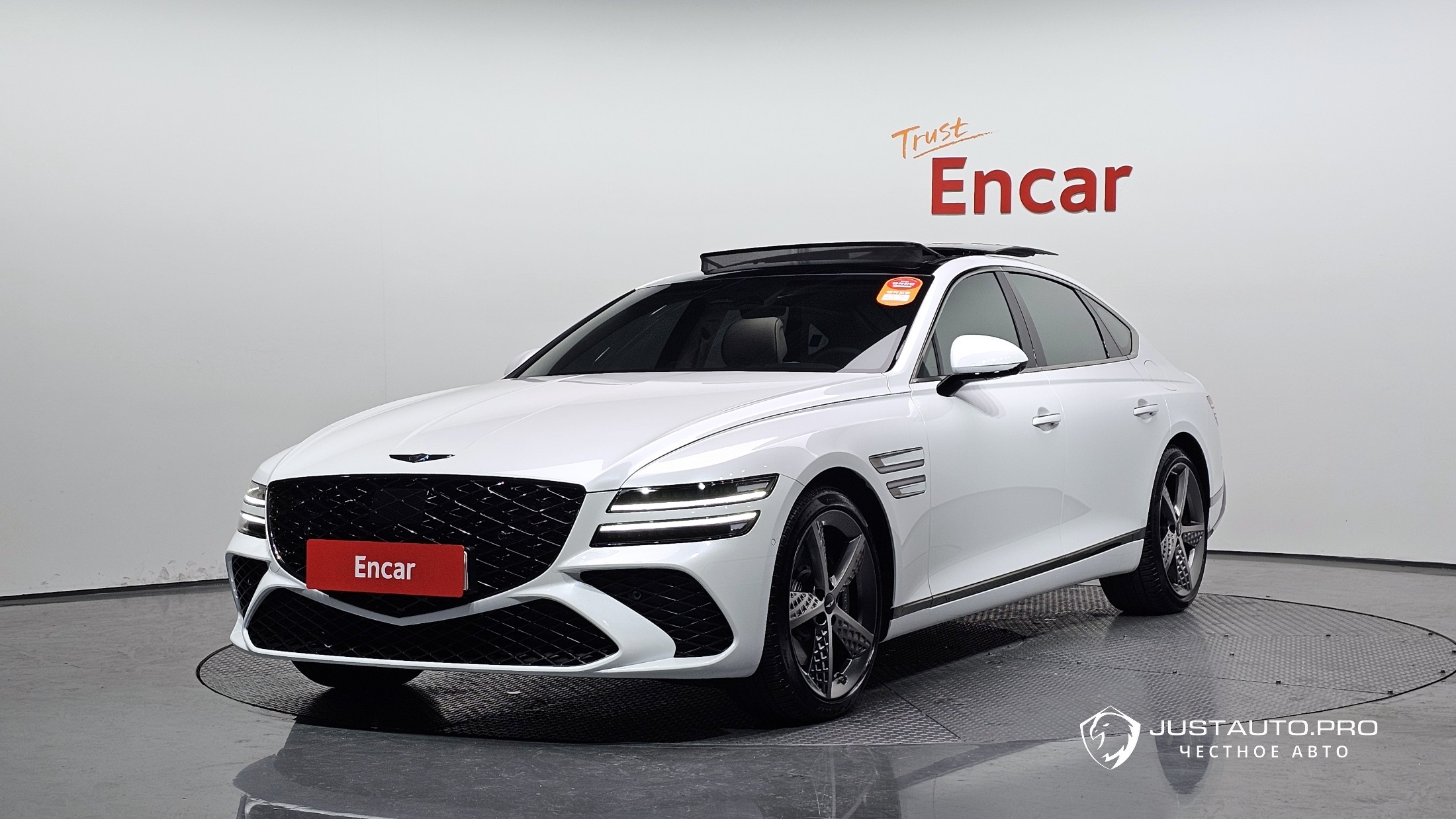 Автомобиль Genesis G80