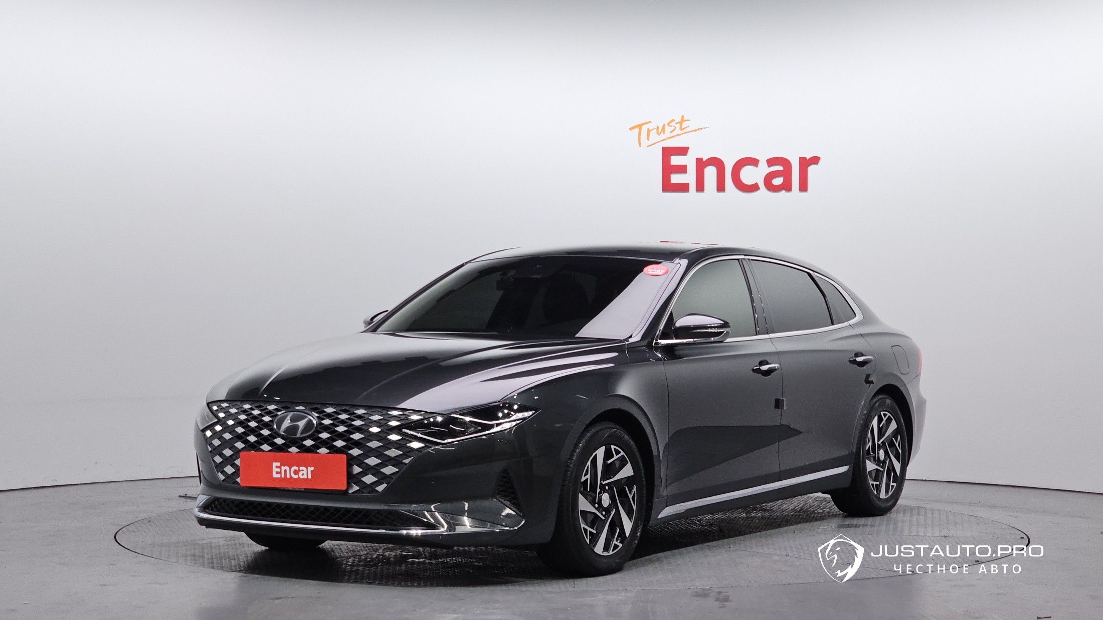 Автомобиль Hyundai Grandeur