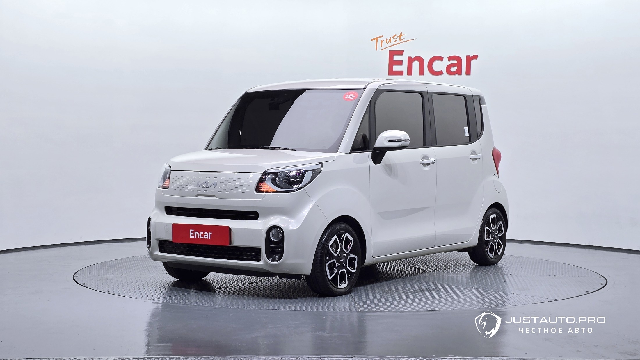 Автомобиль Kia RAY