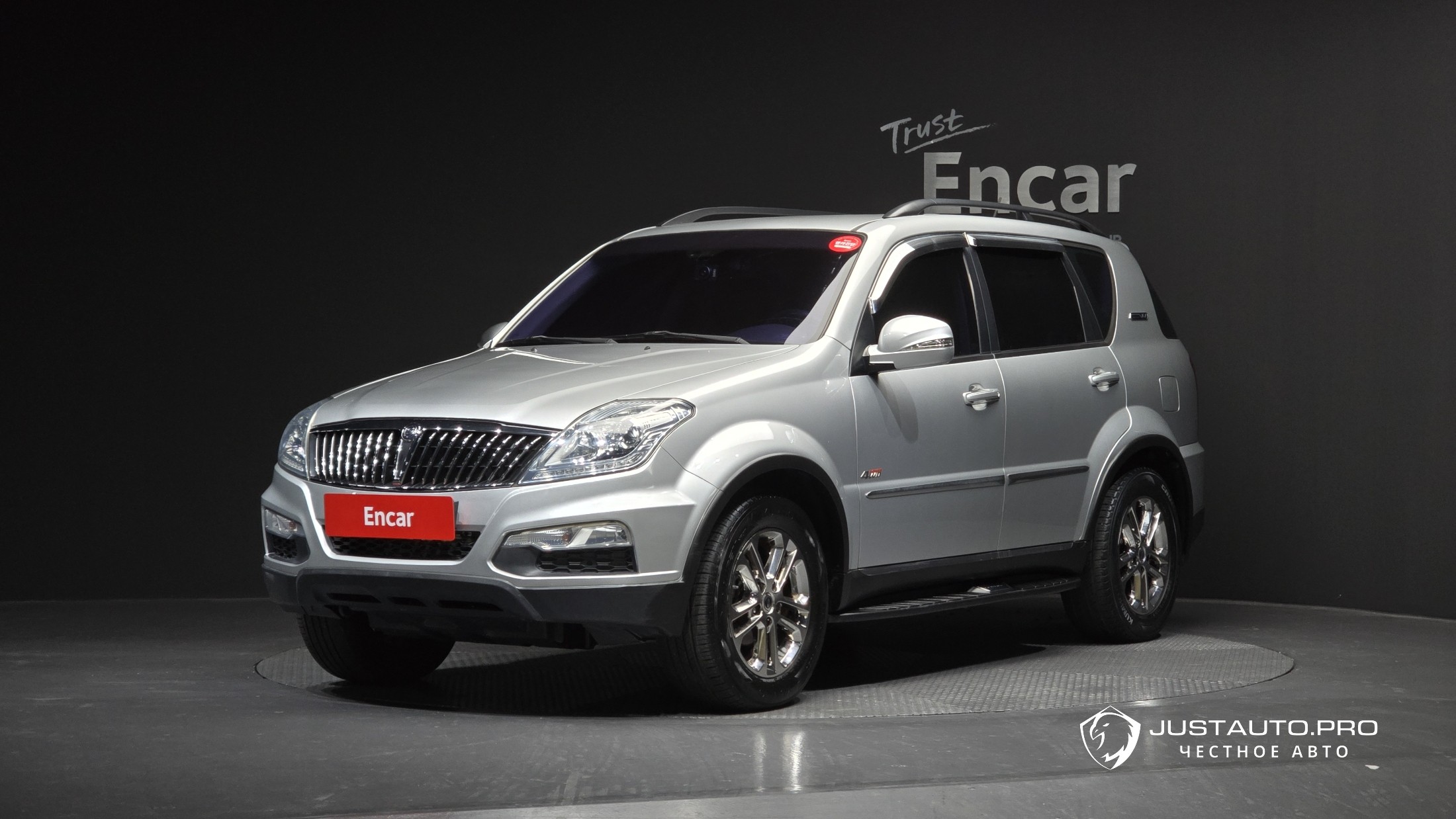 Автомобиль KG_Mobility_Ssangyong Rexton