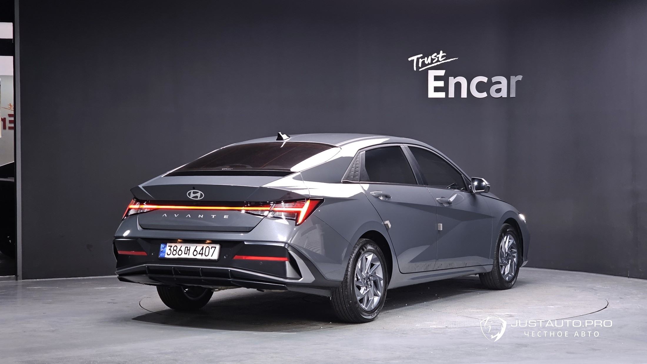 Автомобиль Hyundai AVANTE