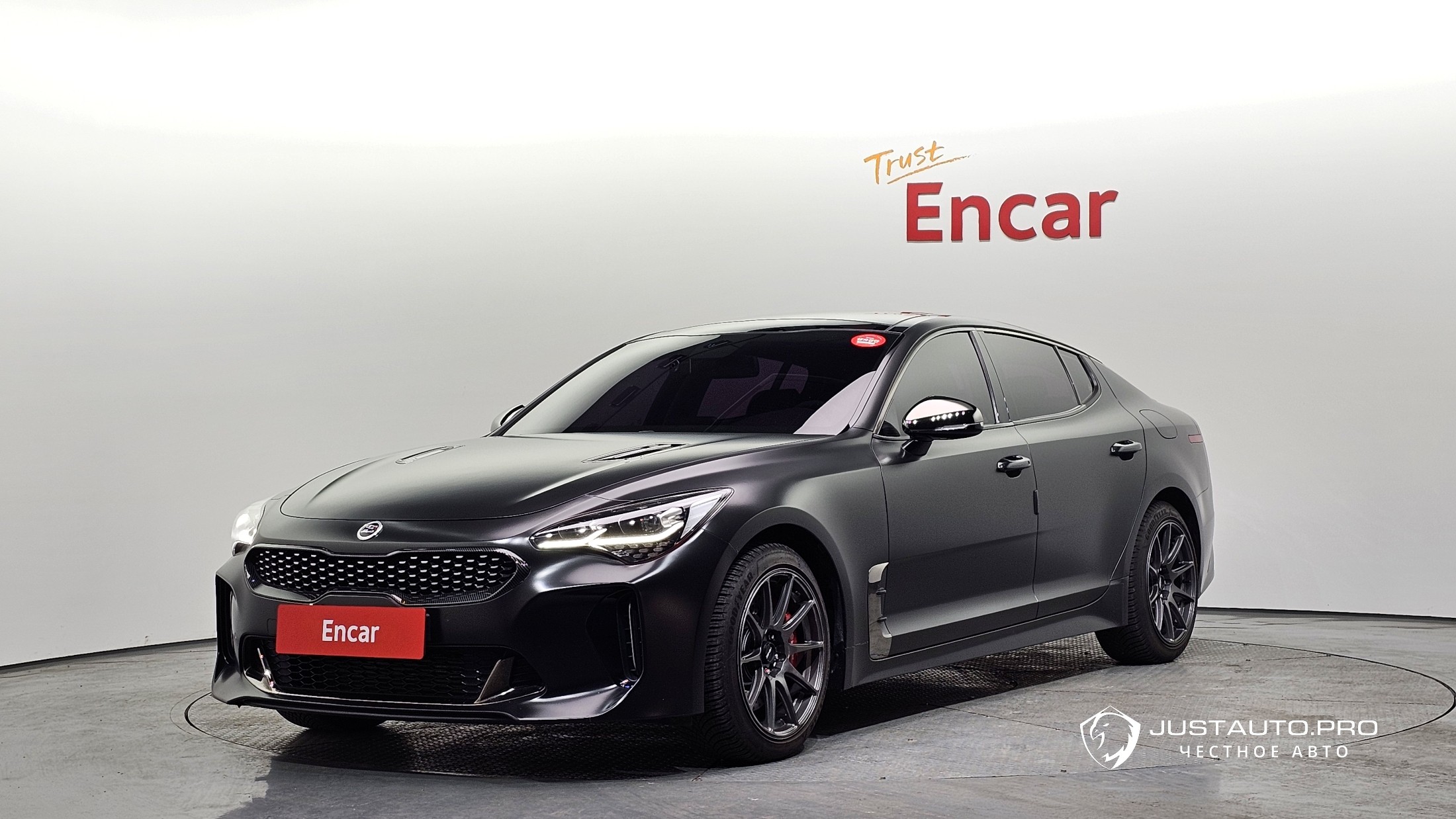 Автомобиль Kia Stinger